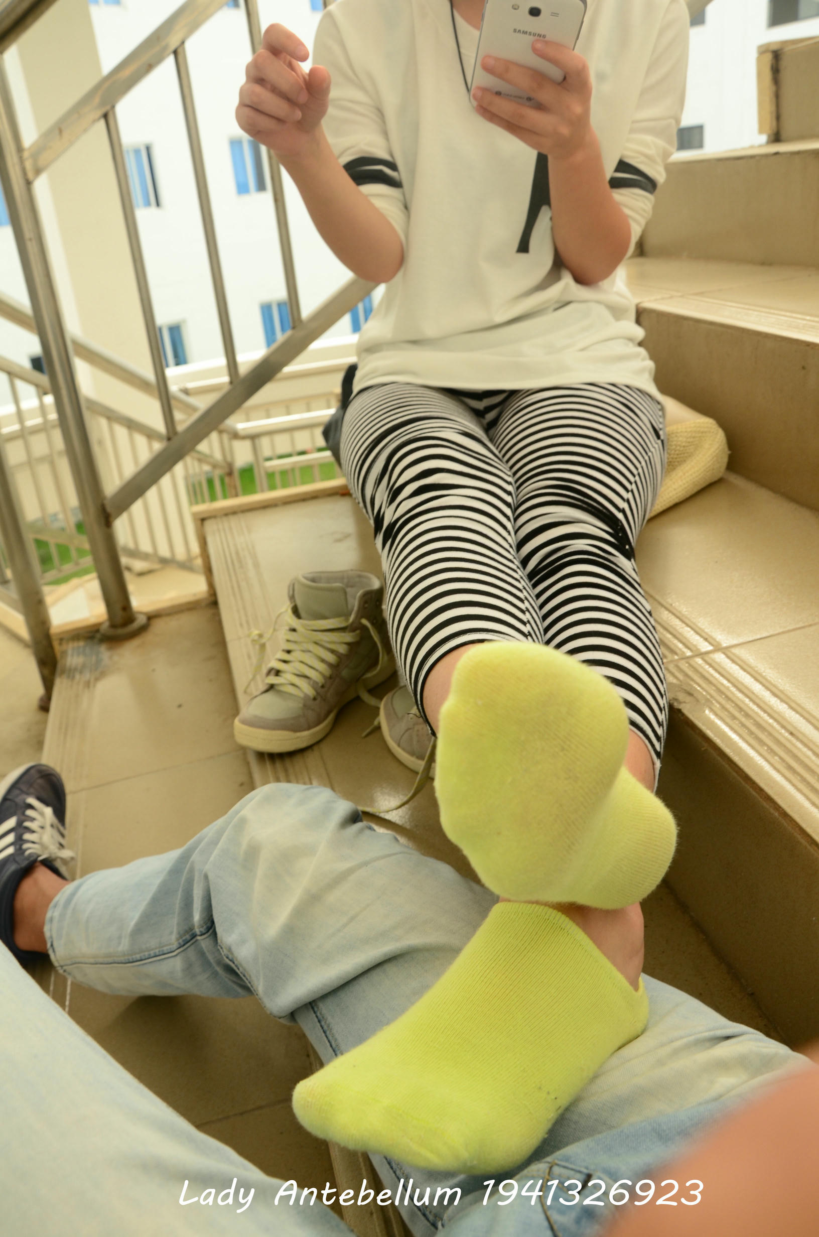 [战前女神] 恋足美腿棉袜女神级摄影套图 013 [134P-198MB]_第6集