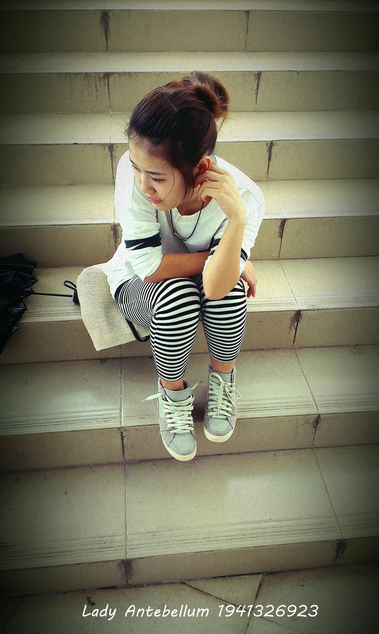 [战前女神] 恋足美腿棉袜女神级摄影套图 013 [134P-198MB]_第7集