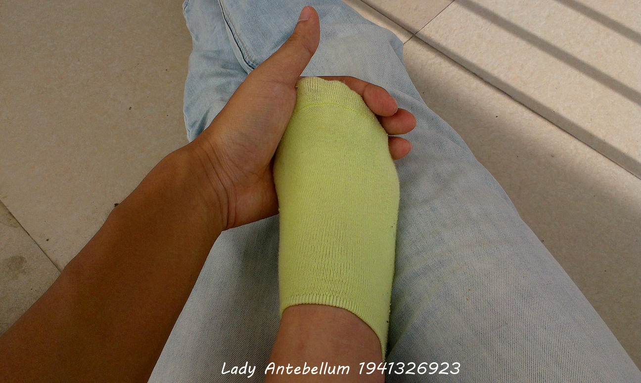 [战前女神] 恋足美腿棉袜女神级摄影套图 013 [134P-198MB]_第7集