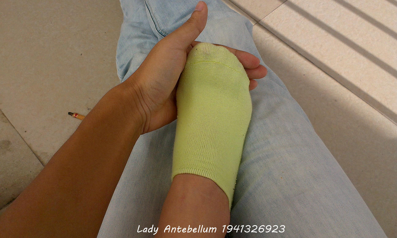 [战前女神] 恋足美腿棉袜女神级摄影套图 013 [134P-198MB]_第7集