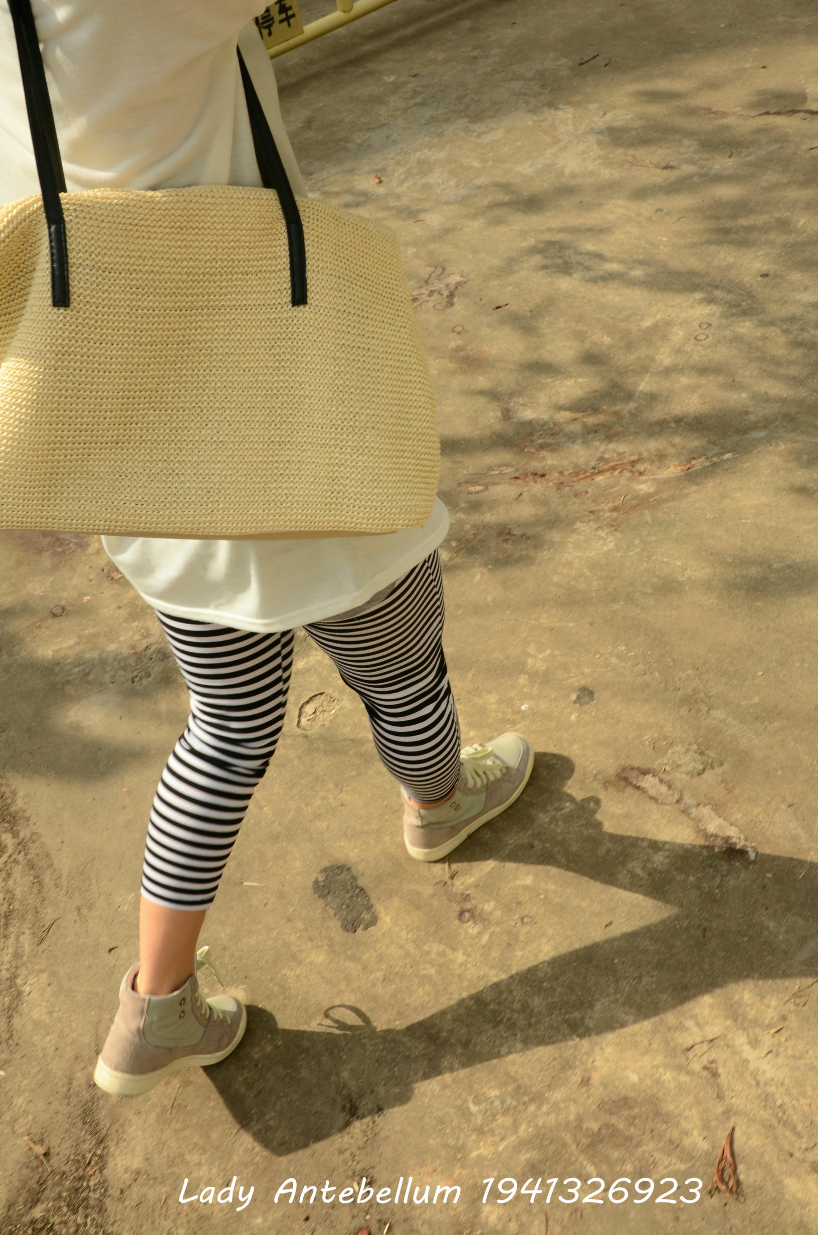 [战前女神] 恋足美腿棉袜女神级摄影套图 013 [134P-198MB]_第1集