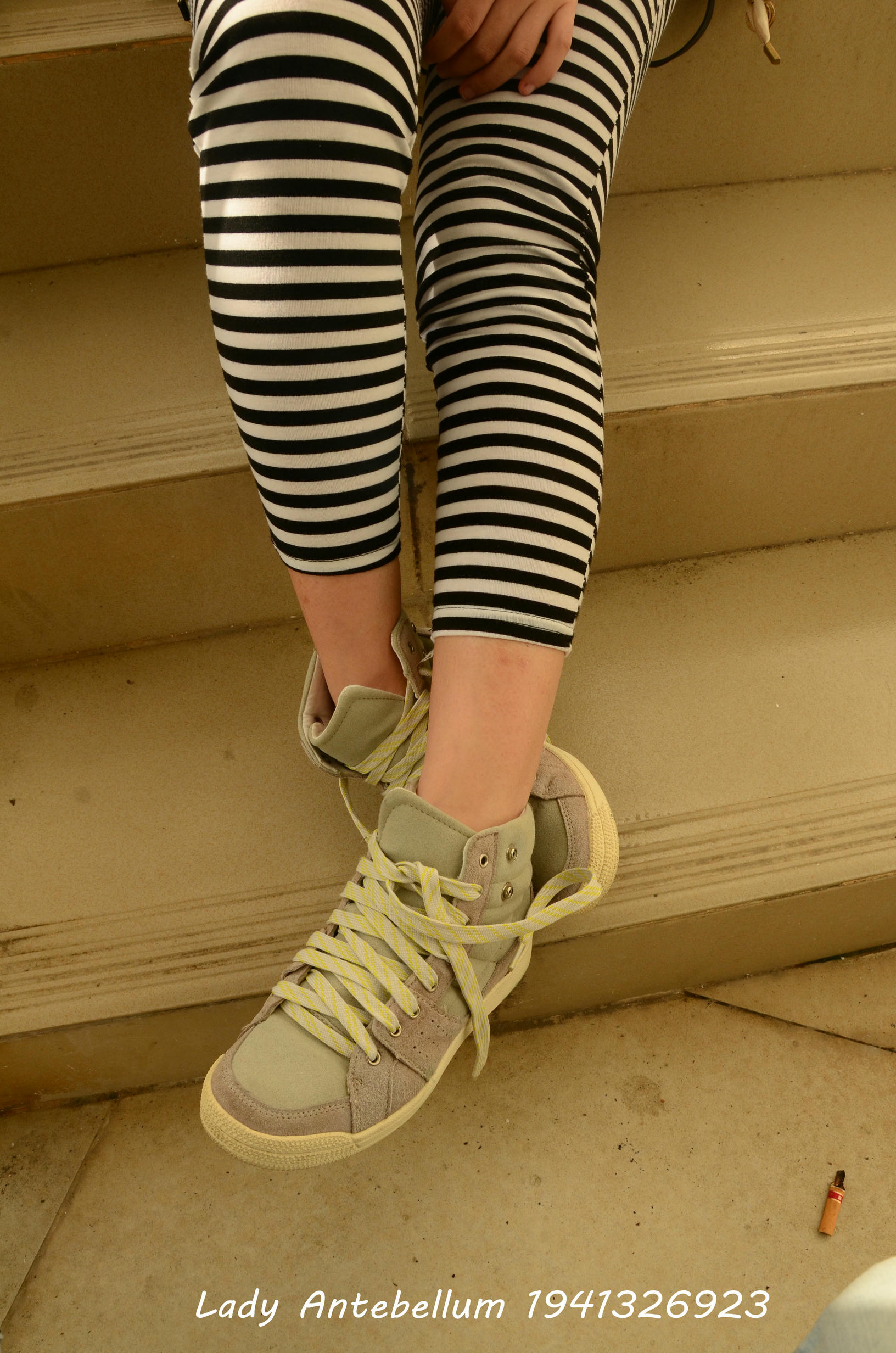 [战前女神] 恋足美腿棉袜女神级摄影套图 013 [134P-198MB]_第2集