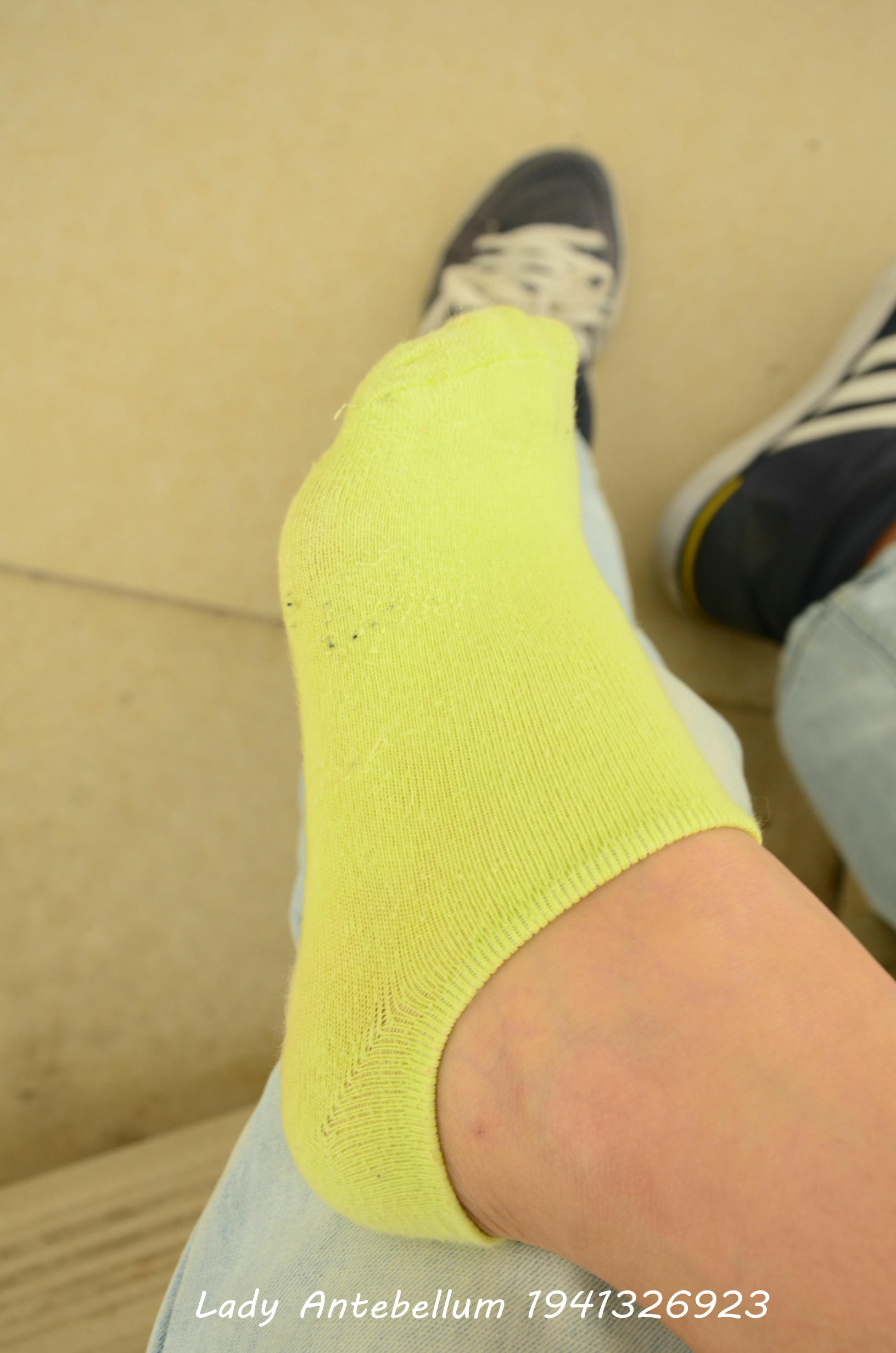 [战前女神] 恋足美腿棉袜女神级摄影套图 013 [134P-198MB]_第3集