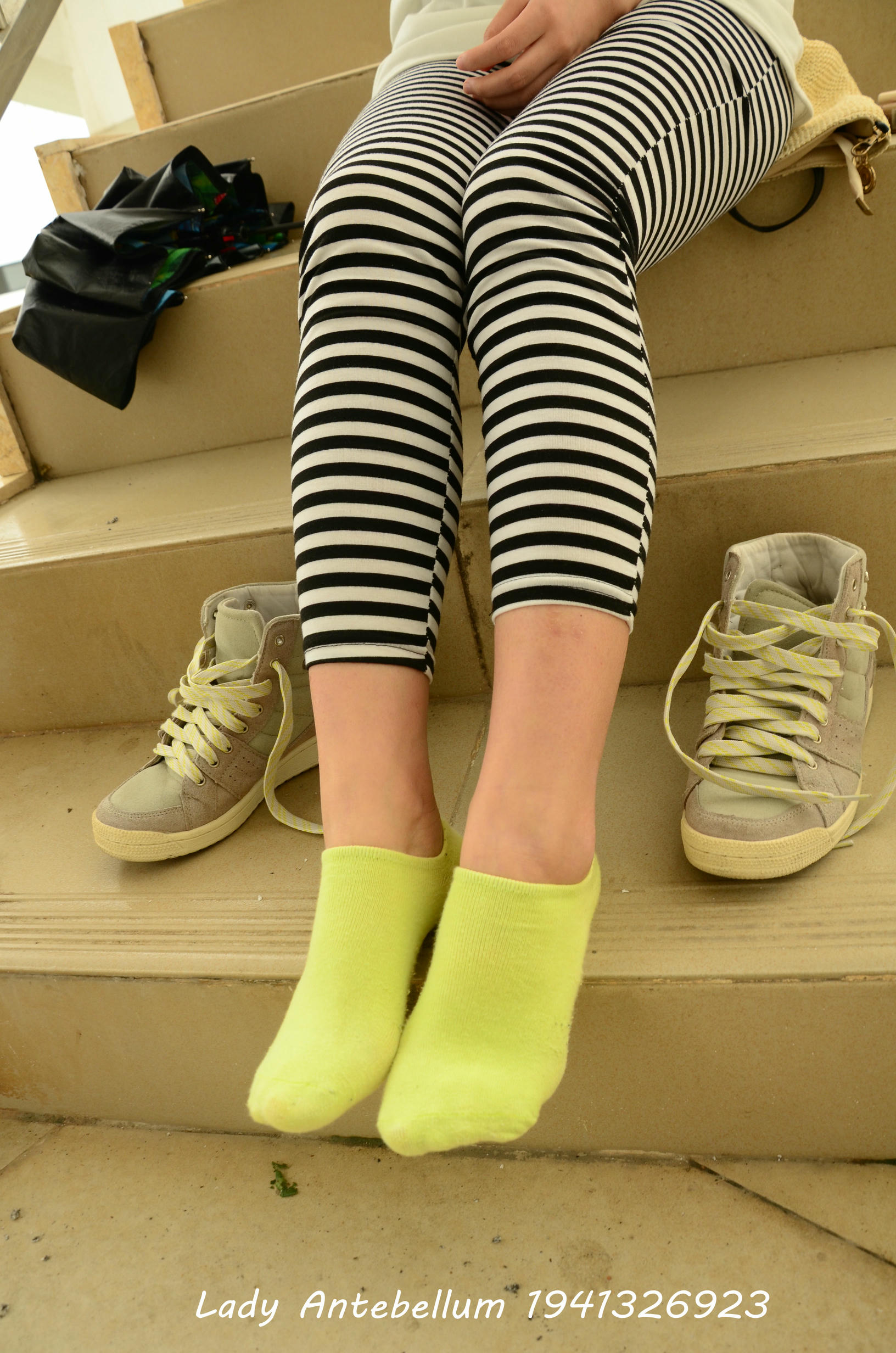 [战前女神] 恋足美腿棉袜女神级摄影套图 013 [134P-198MB]_第4集