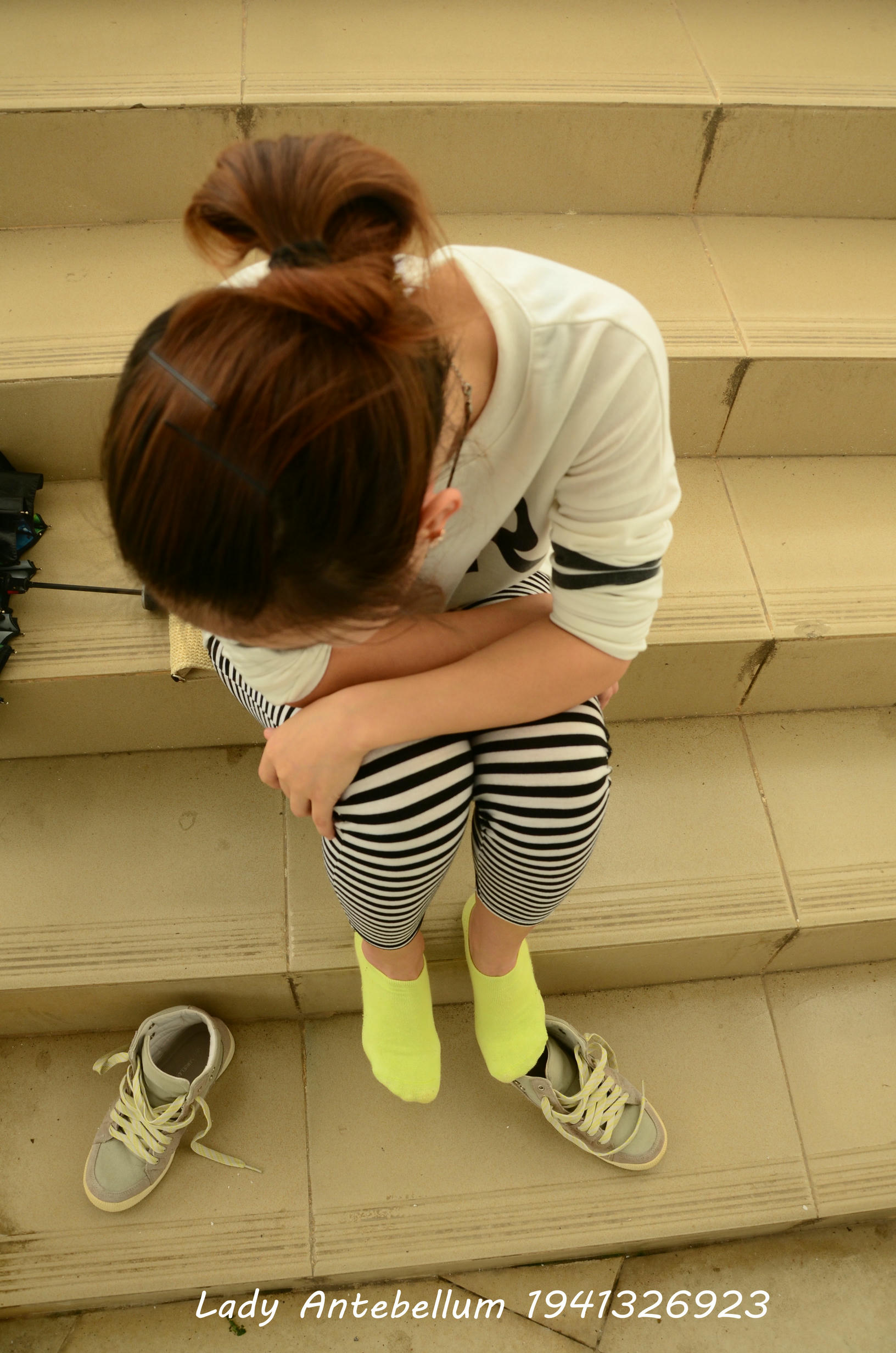 [战前女神] 恋足美腿棉袜女神级摄影套图 013 [134P-198MB]_第5集