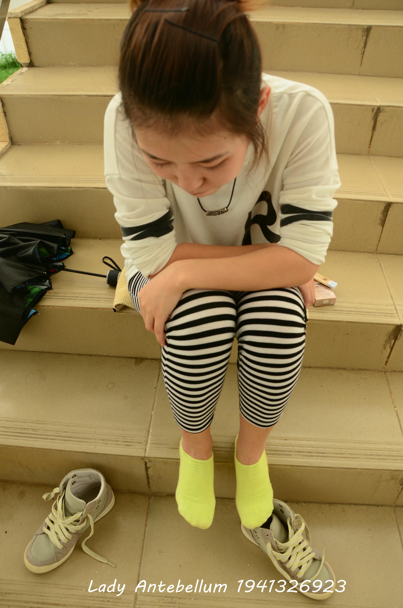 [战前女神] 恋足美腿棉袜女神级摄影套图 013 [134P-198MB]_第5集