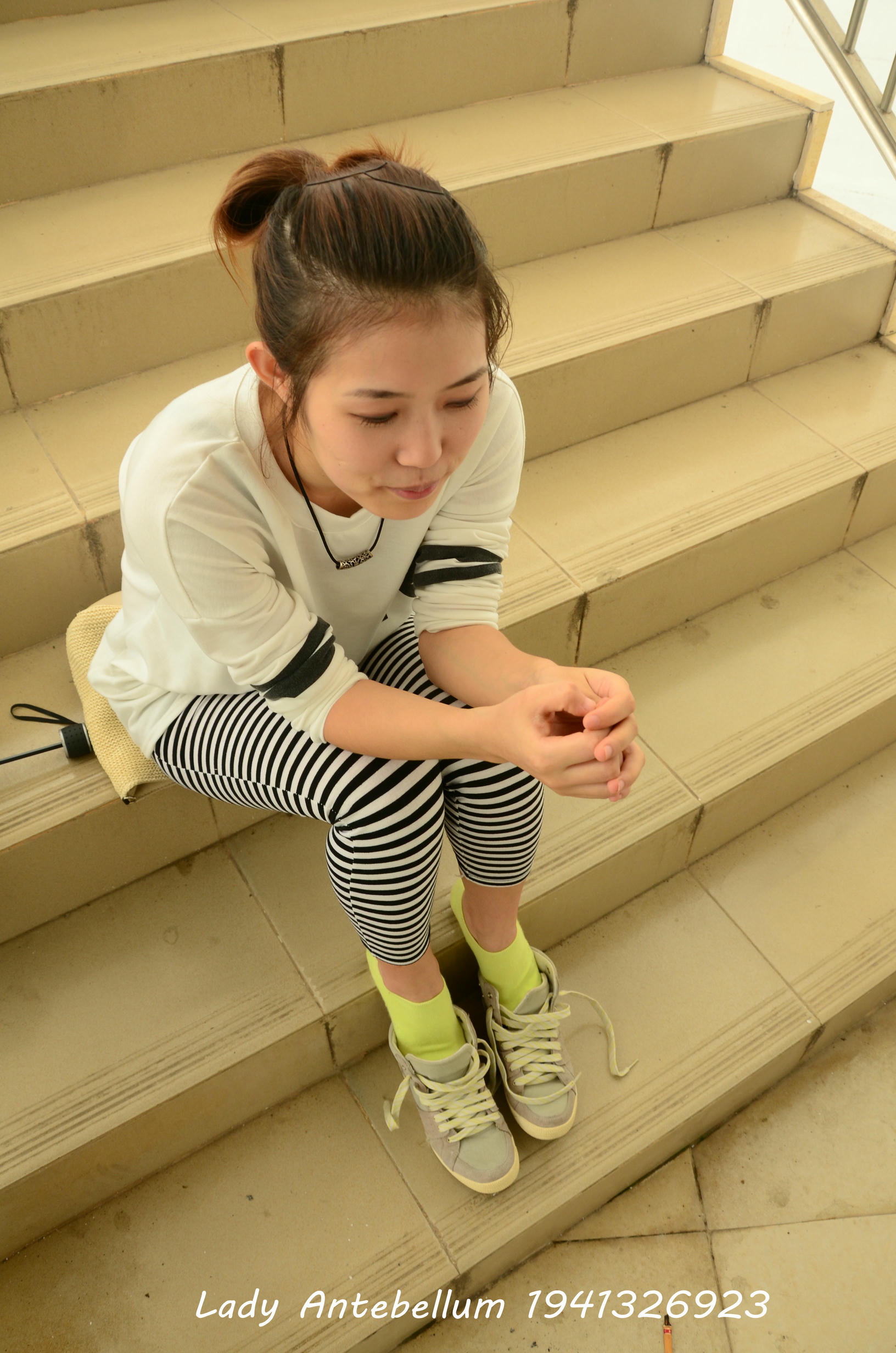 [战前女神] 恋足美腿棉袜女神级摄影套图 013 [134P-198MB]_第5集