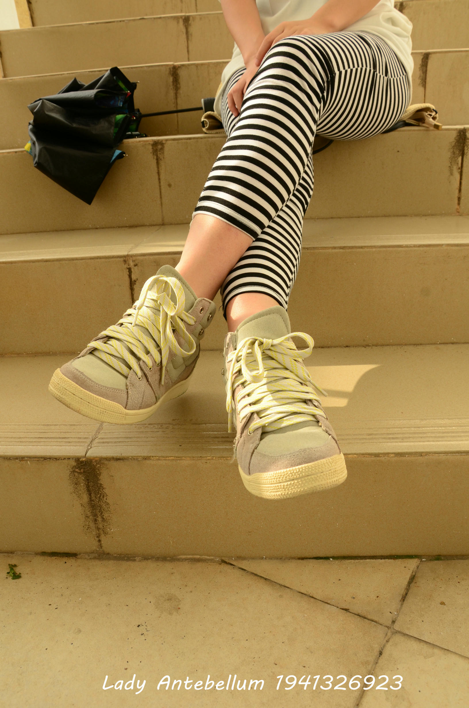 [战前女神] 恋足美腿棉袜女神级摄影套图 013 [134P-198MB]_第1集