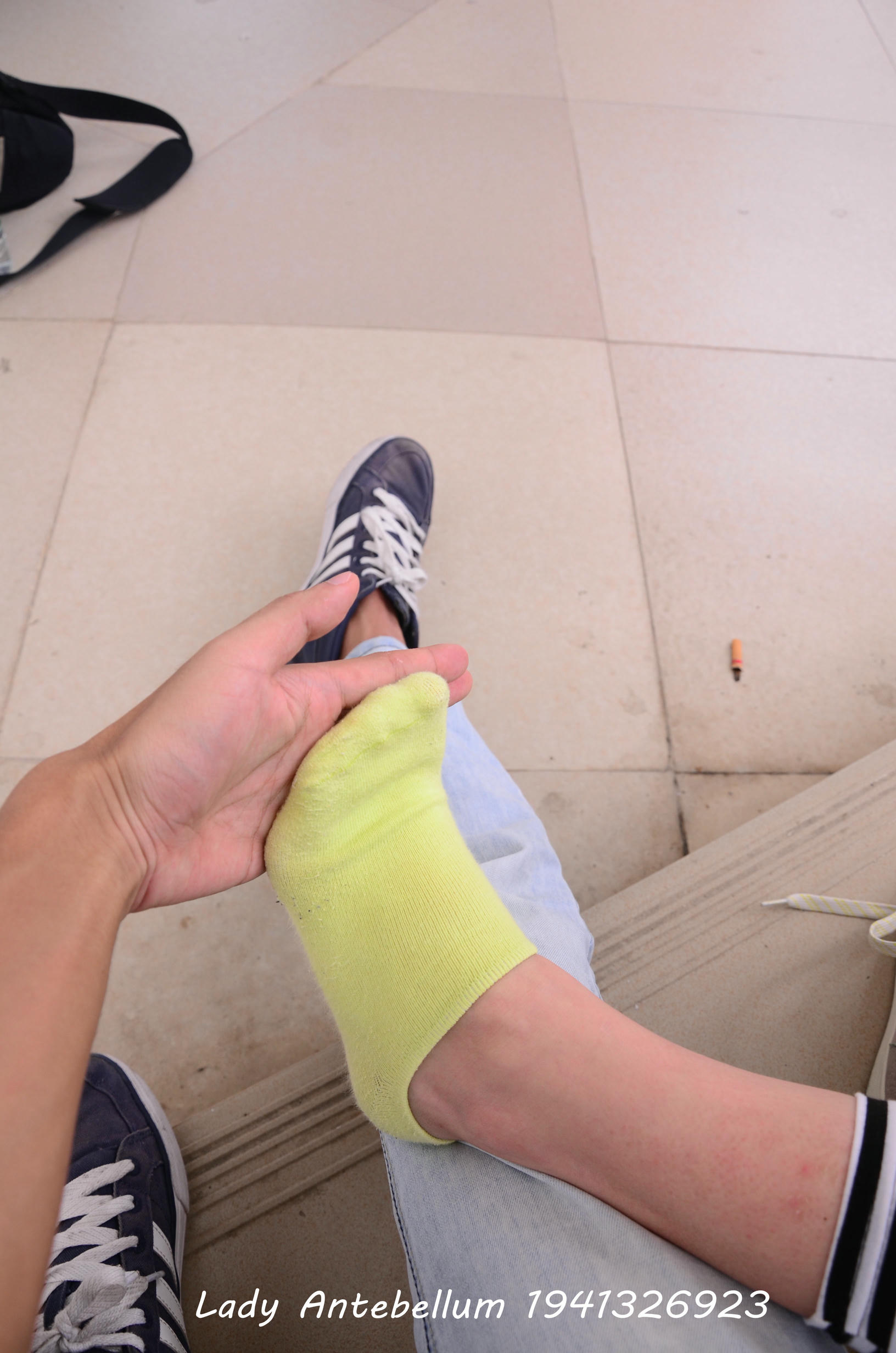 [战前女神] 恋足美腿棉袜女神级摄影套图 013 [134P-198MB]_第5集