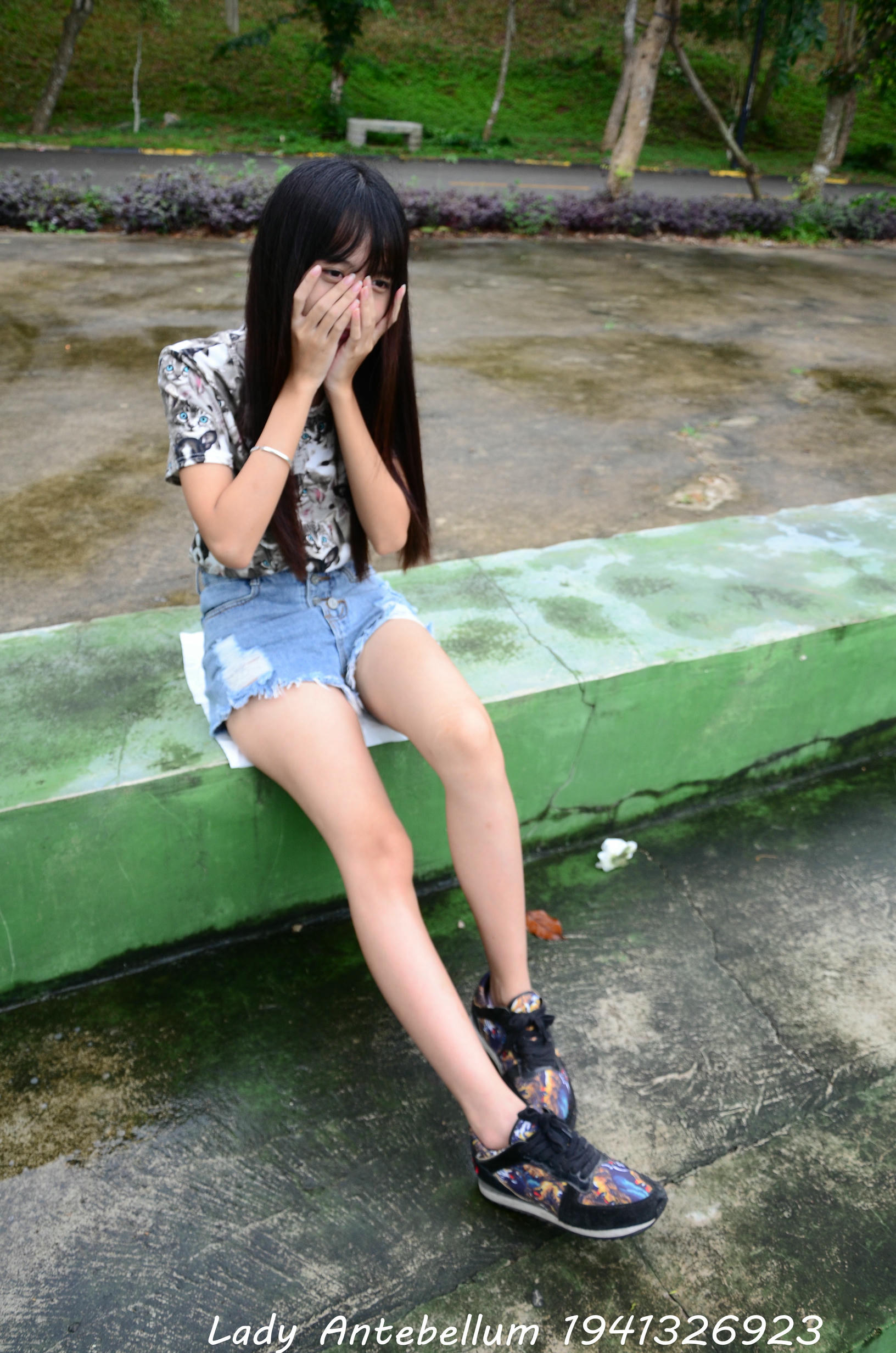 [战前女神] 恋足美腿棉袜女神级摄影套图 131 [140P+247M]_第1集