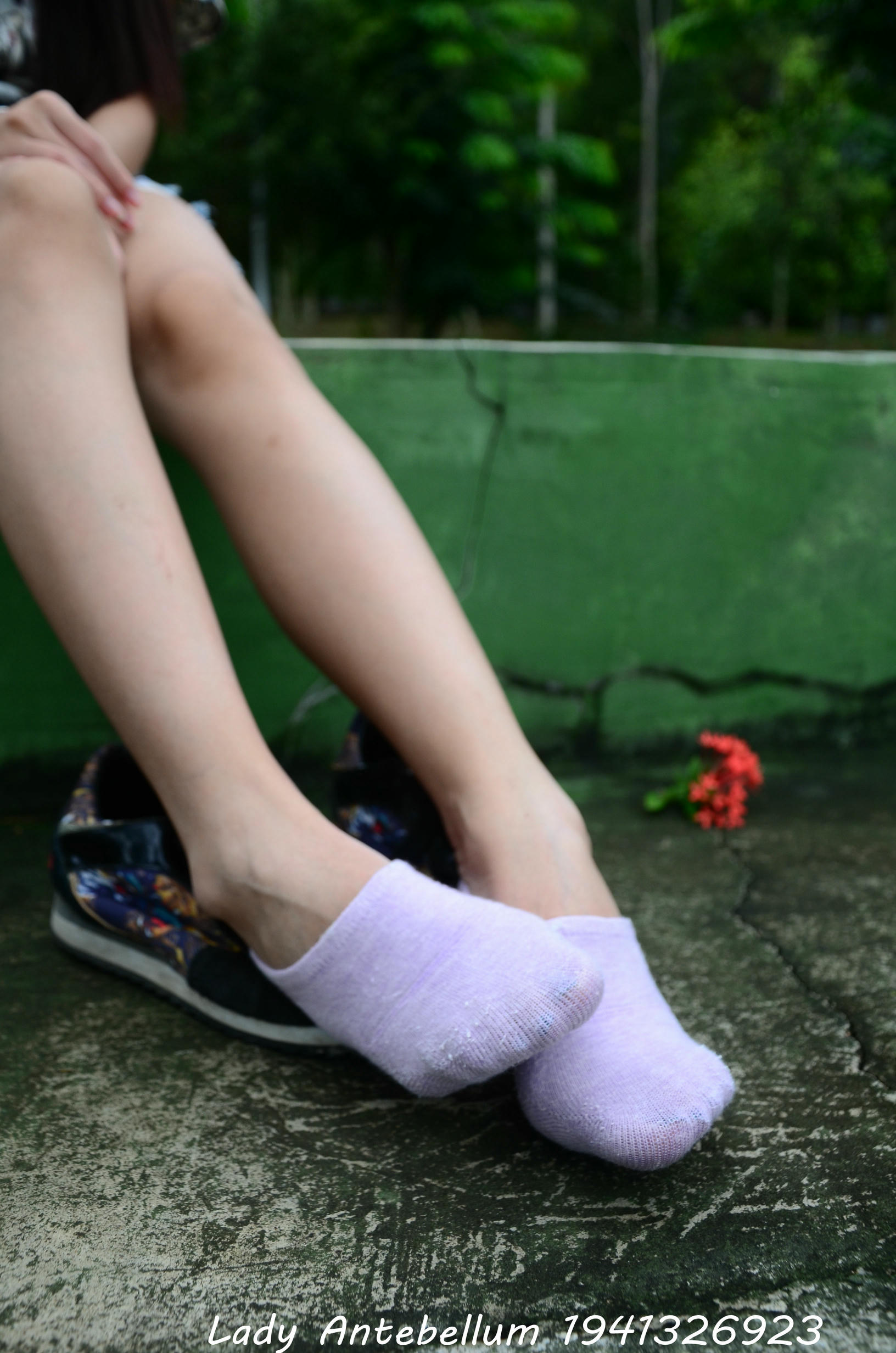 [战前女神] 恋足美腿棉袜女神级摄影套图 131 [140P+247M]_第7集