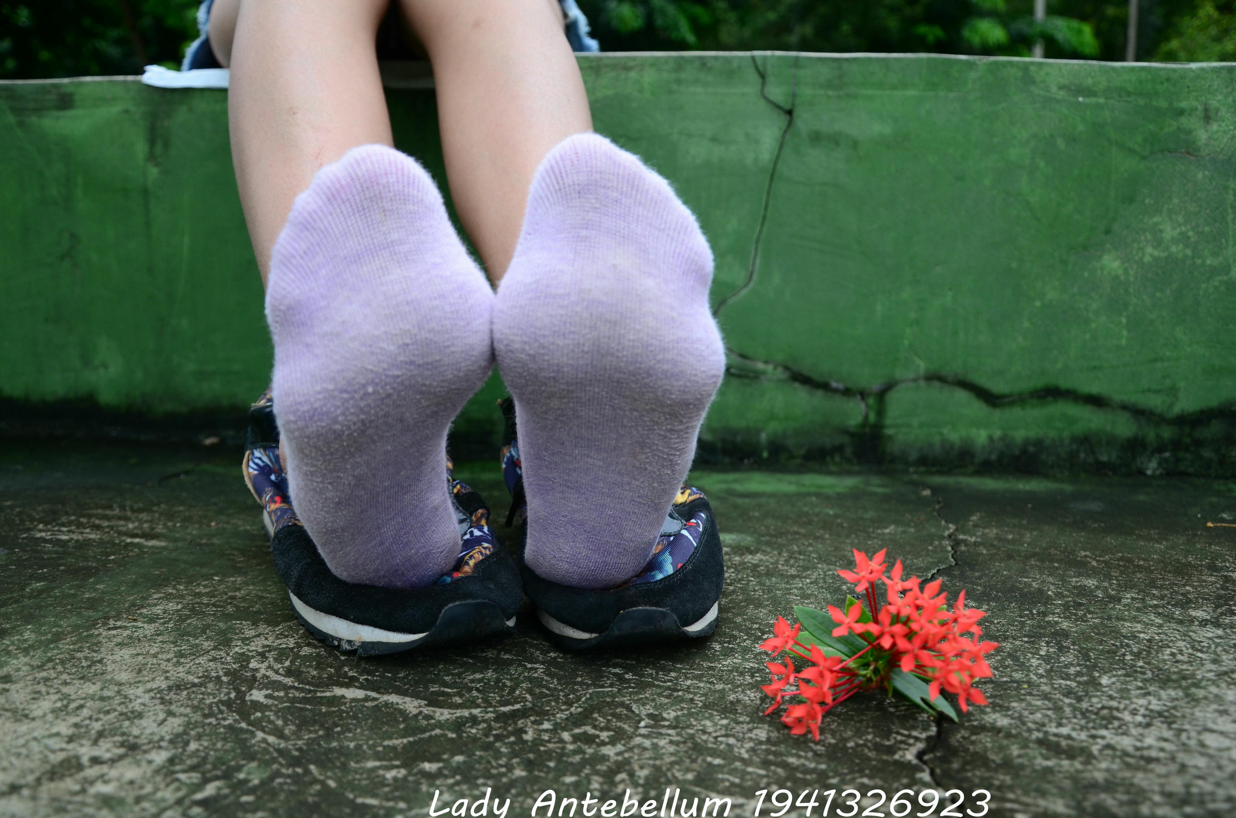 [战前女神] 恋足美腿棉袜女神级摄影套图 131 [140P+247M]_第7集