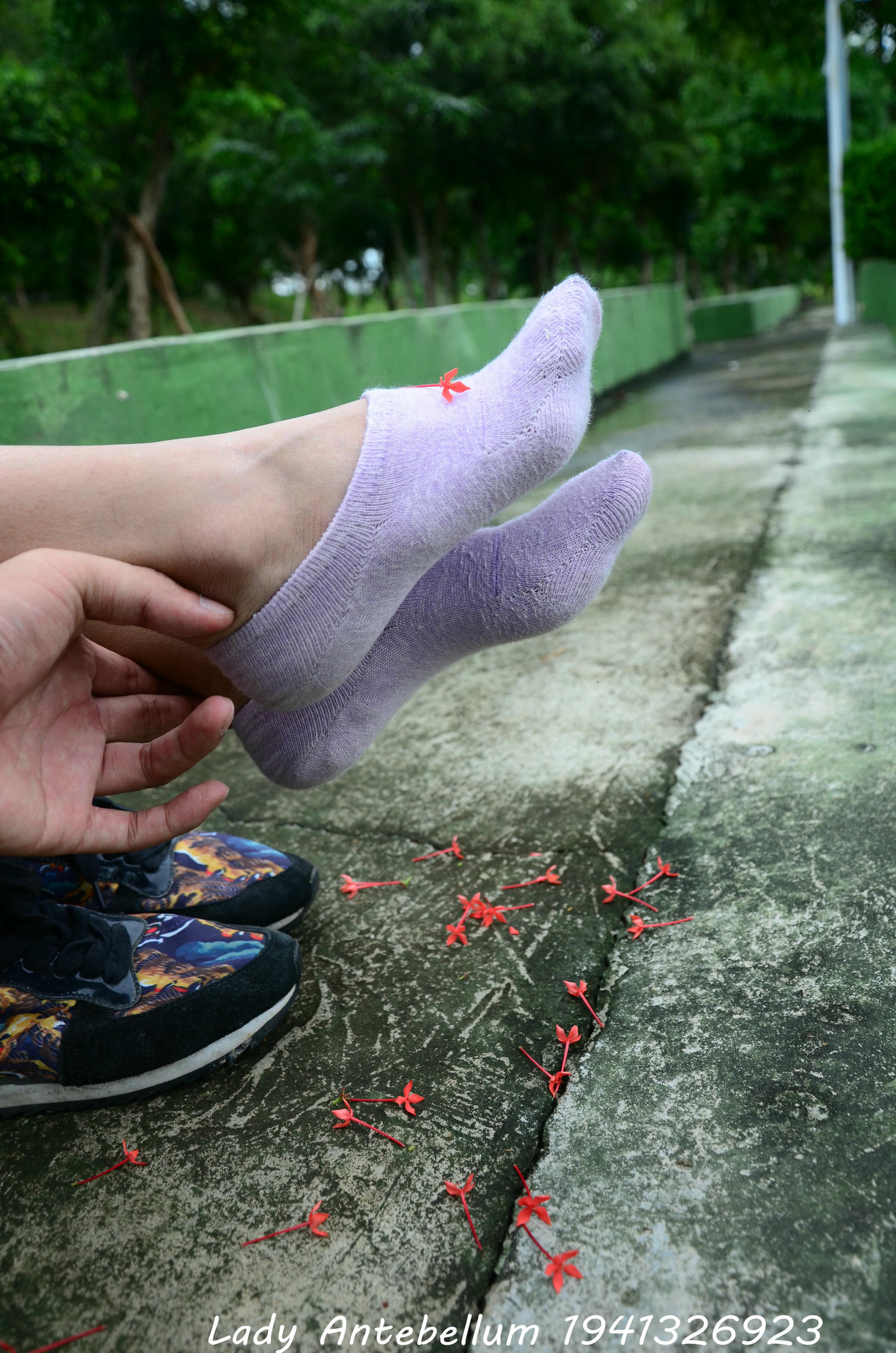 [战前女神] 恋足美腿棉袜女神级摄影套图 131 [140P+247M]_第7集