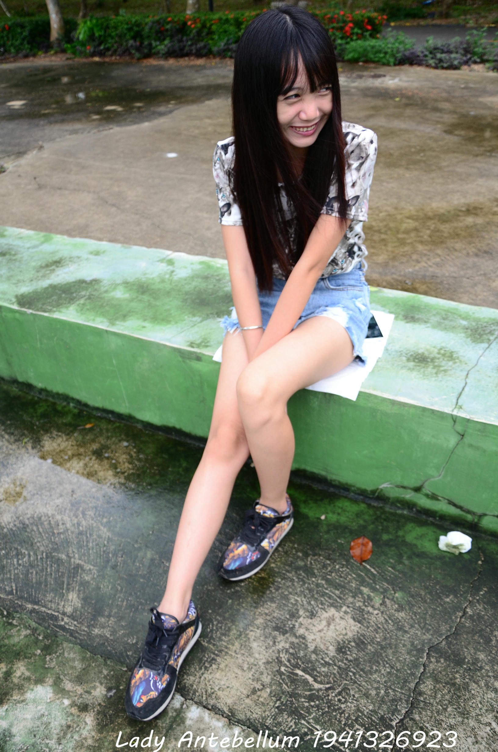 [战前女神] 恋足美腿棉袜女神级摄影套图 131 [140P+247M]_第2集