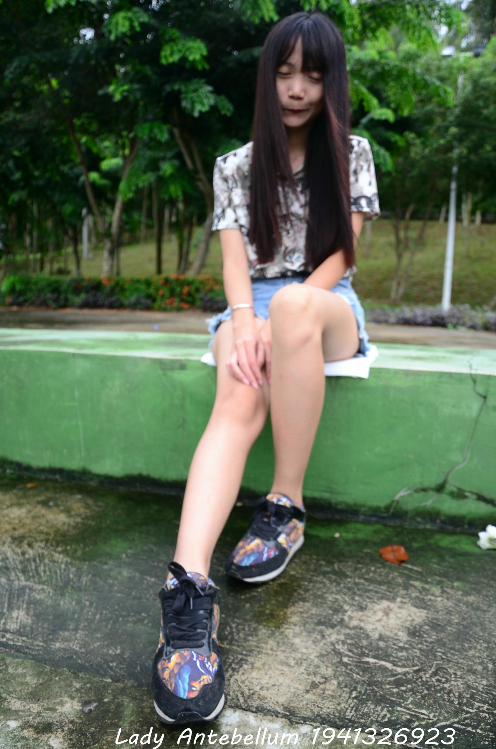 [战前女神] 恋足美腿棉袜女神级摄影套图 131 [140P+247M]_第2集