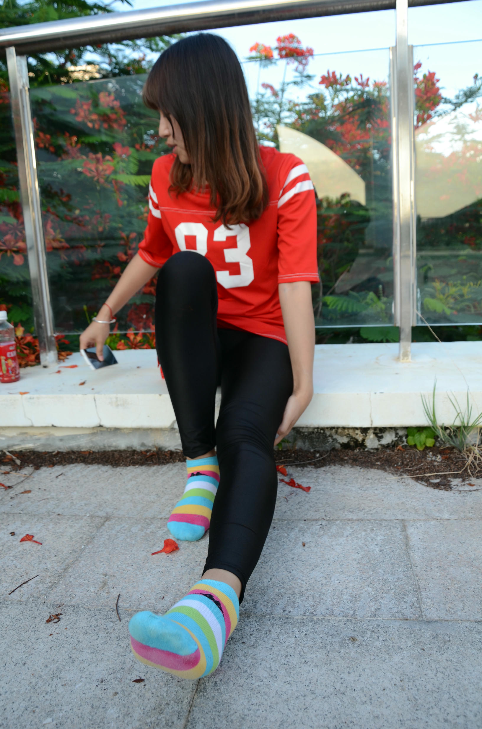 [战前女神] 恋足美腿棉袜女神级摄影套图 132 [102P+243M]_第6集