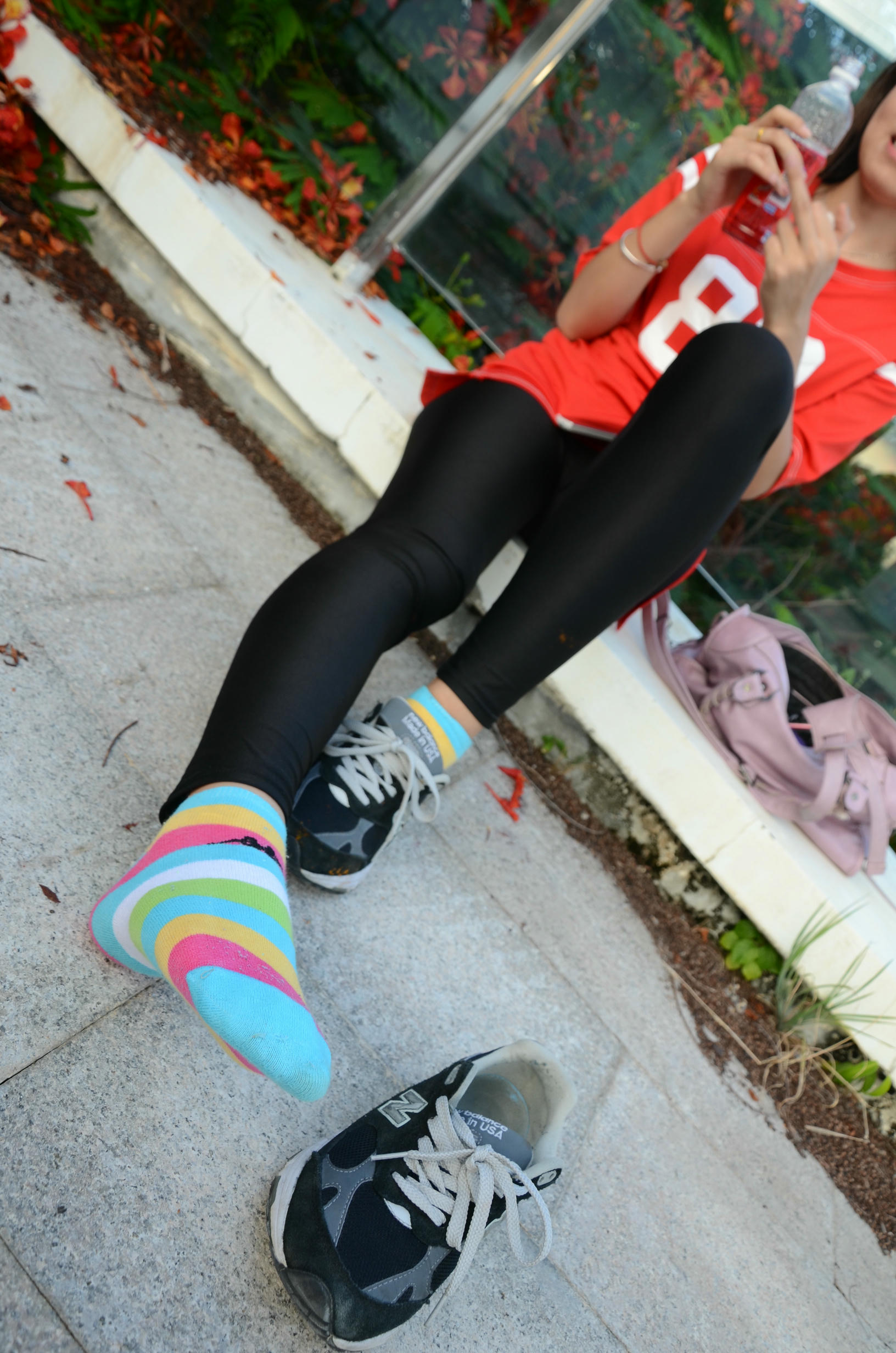 [战前女神] 恋足美腿棉袜女神级摄影套图 132 [102P+243M]_第1集