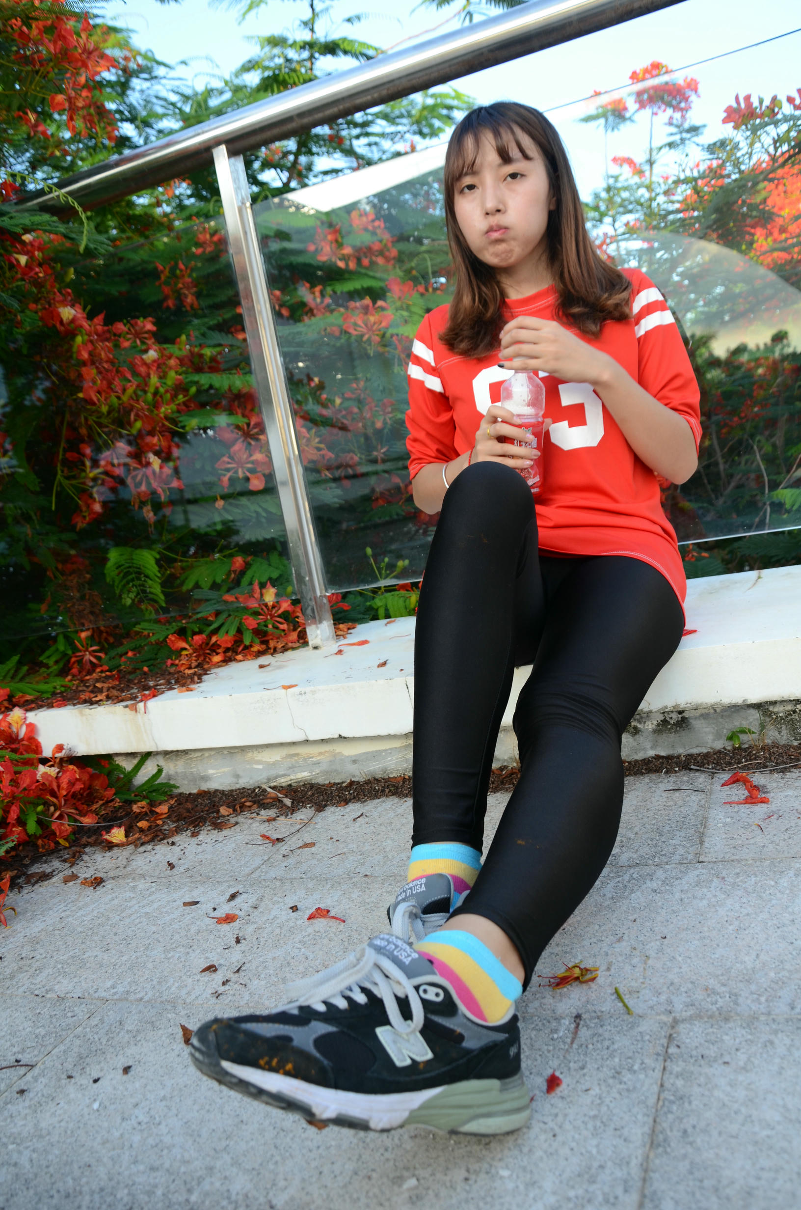 [战前女神] 恋足美腿棉袜女神级摄影套图 132 [102P+243M]_第1集