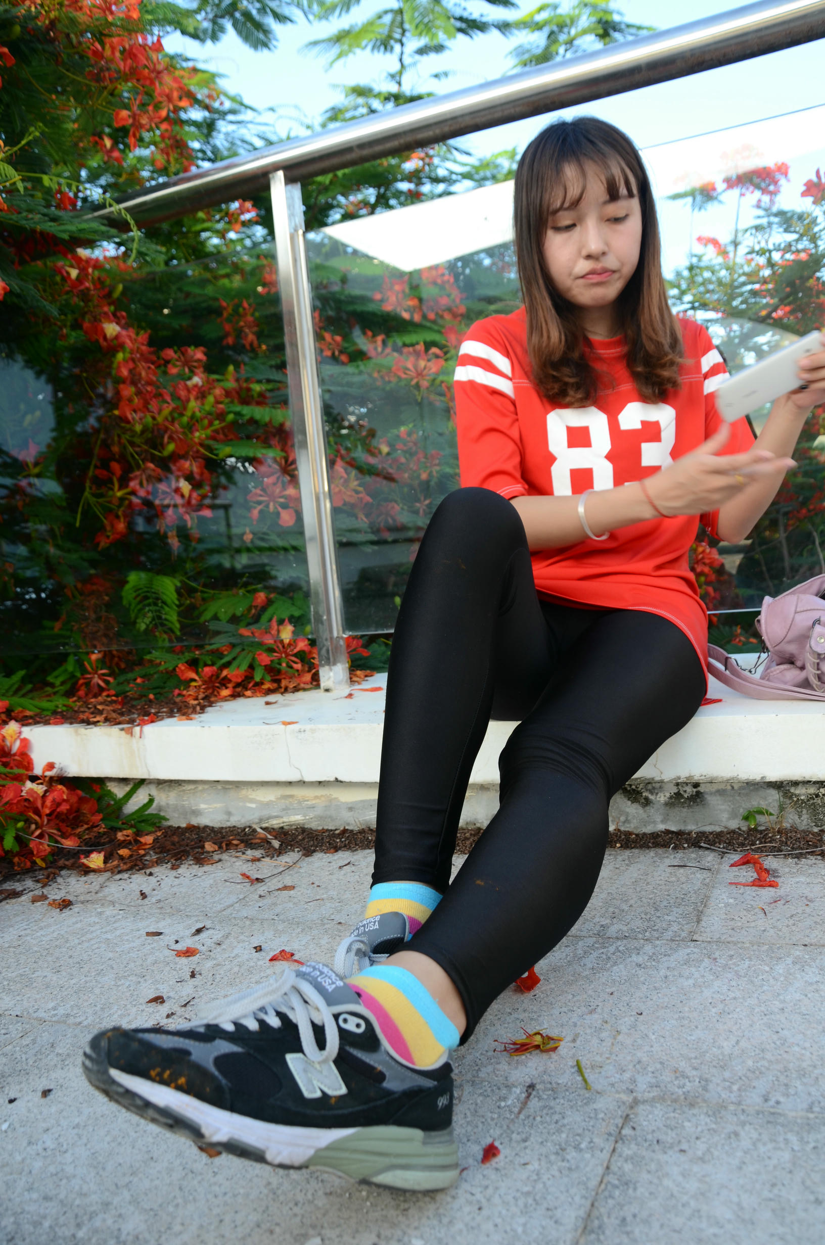 [战前女神] 恋足美腿棉袜女神级摄影套图 132 [102P+243M]_第1集