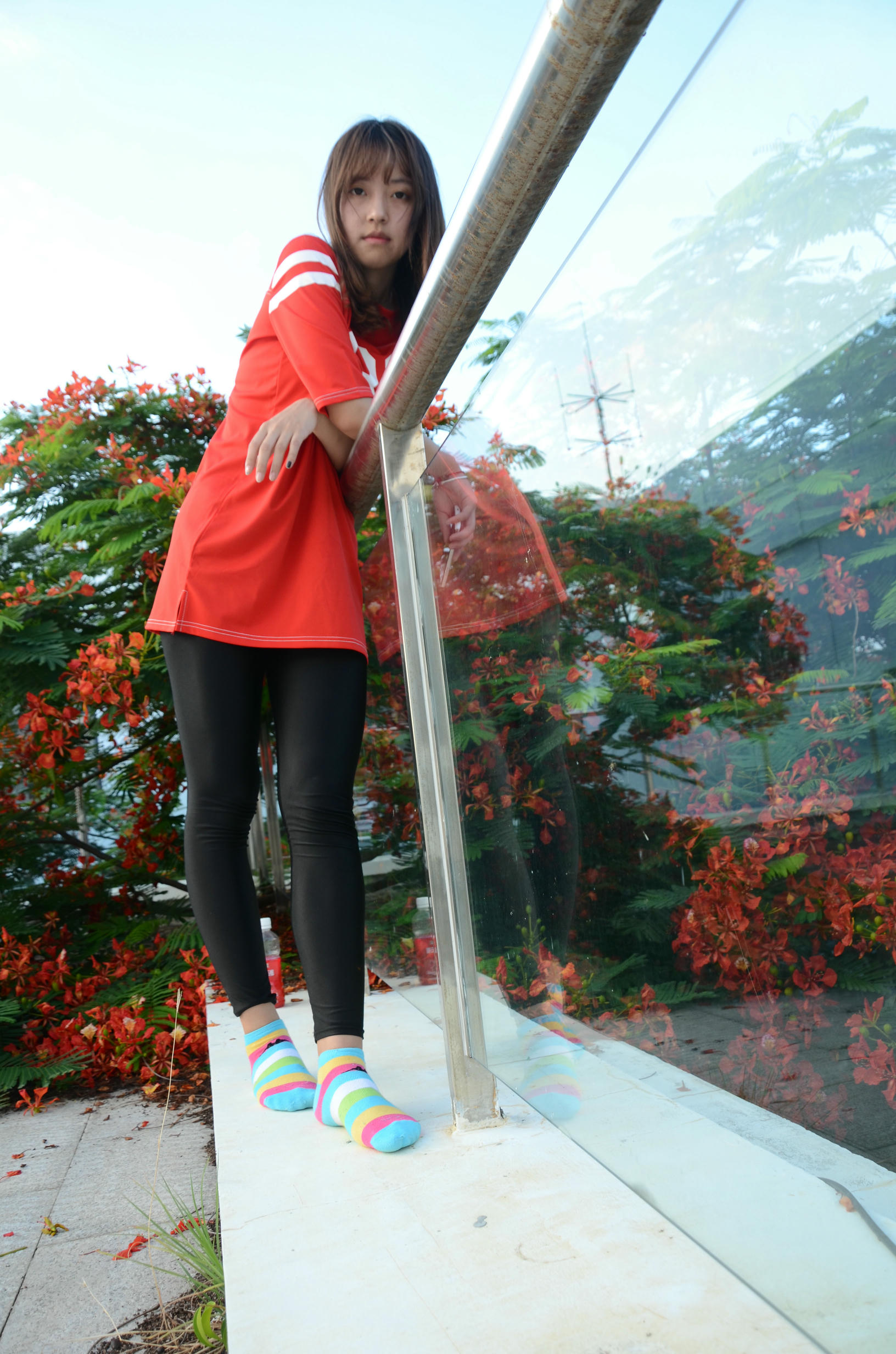 [战前女神] 恋足美腿棉袜女神级摄影套图 132 [102P+243M]_第3集