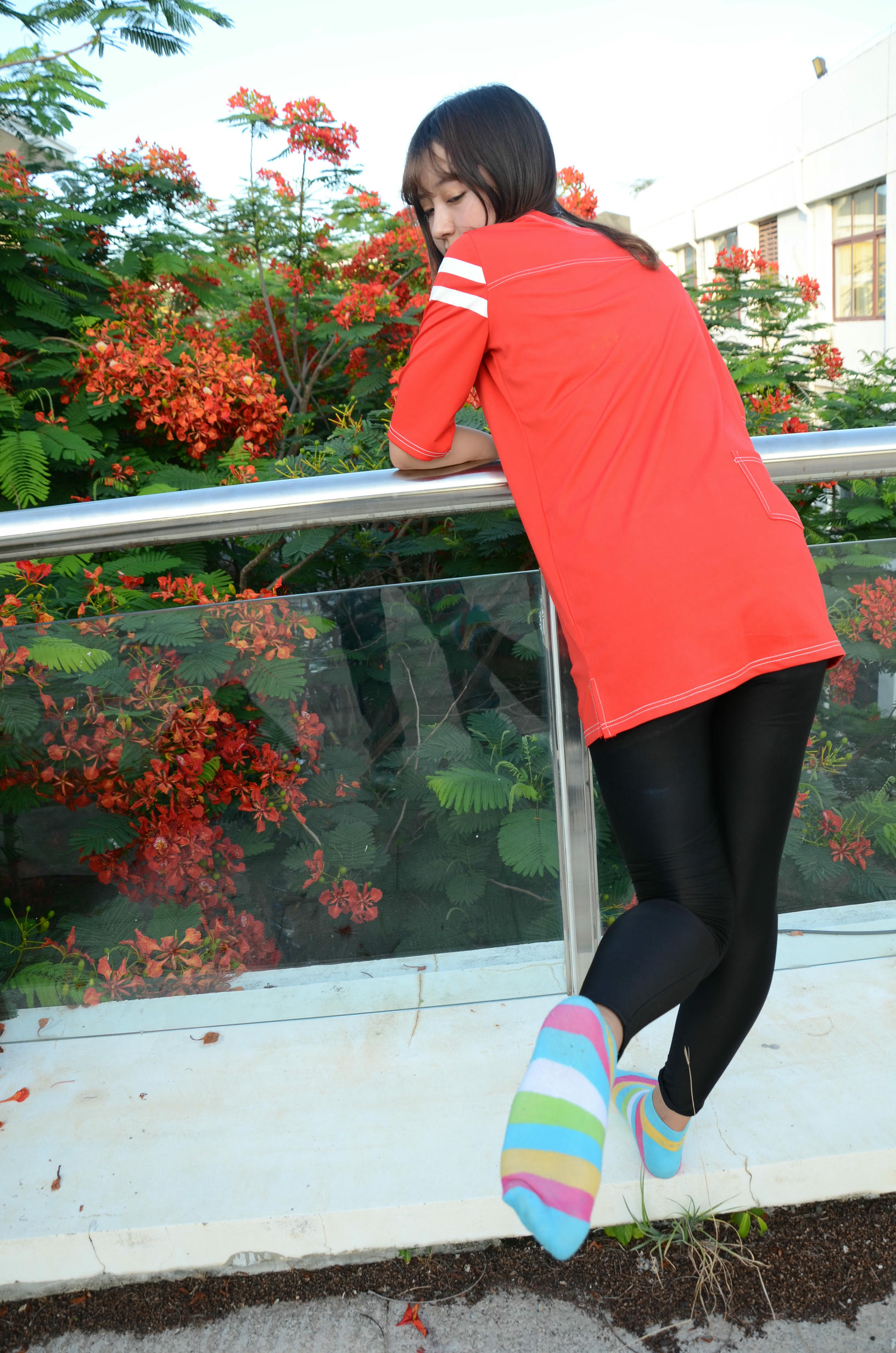 [战前女神] 恋足美腿棉袜女神级摄影套图 132 [102P+243M]_第4集