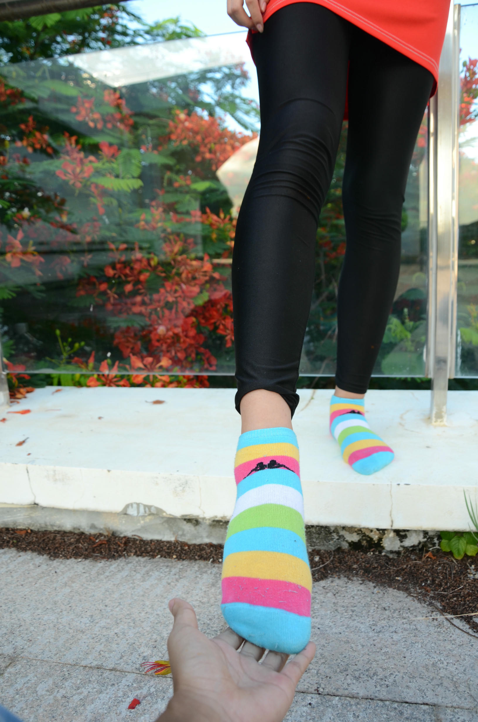 [战前女神] 恋足美腿棉袜女神级摄影套图 132 [102P+243M]_第4集