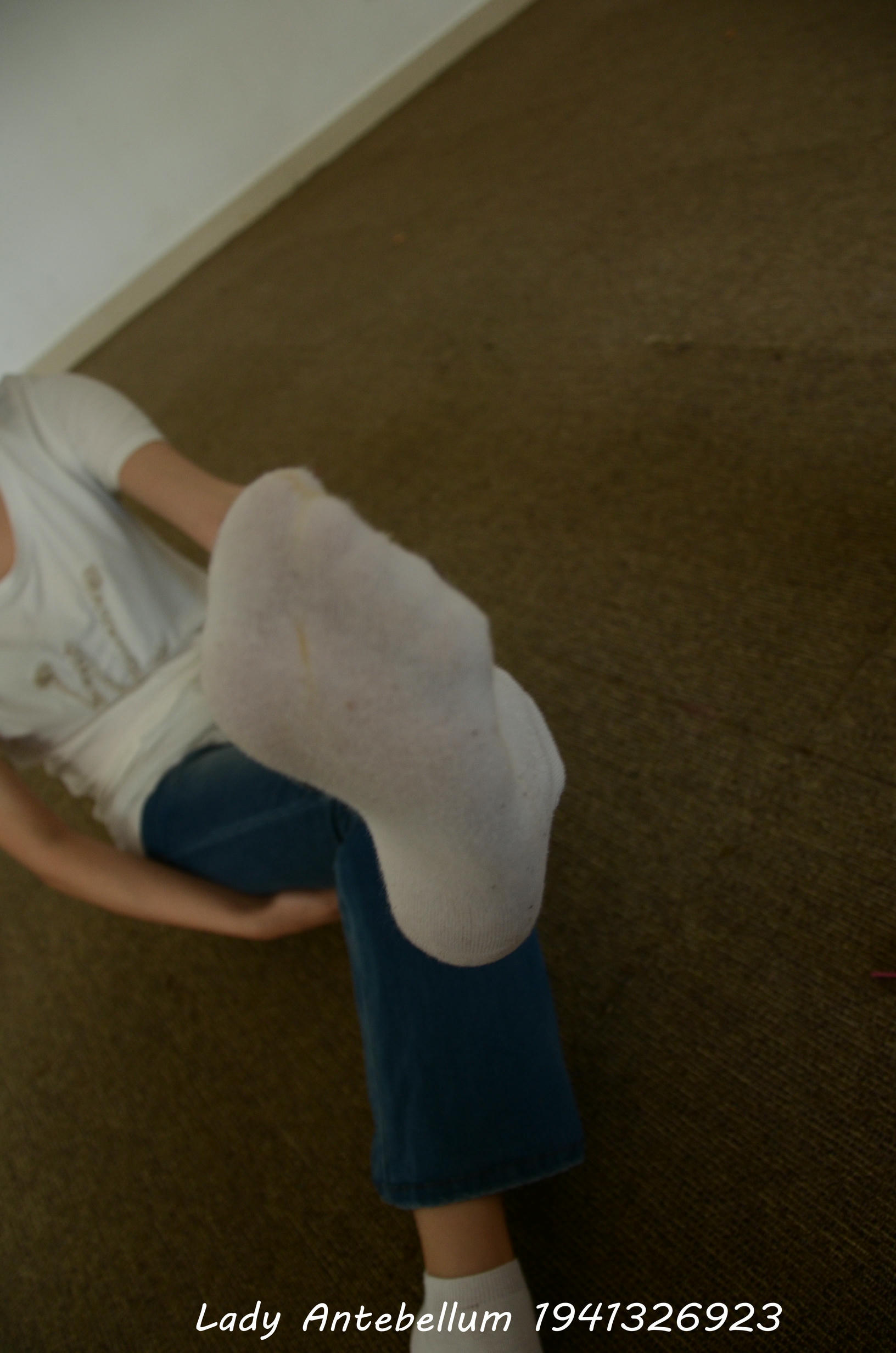 [战前女神] 恋足美腿棉袜女神级摄影套图 134 [221P+352M]_第6集