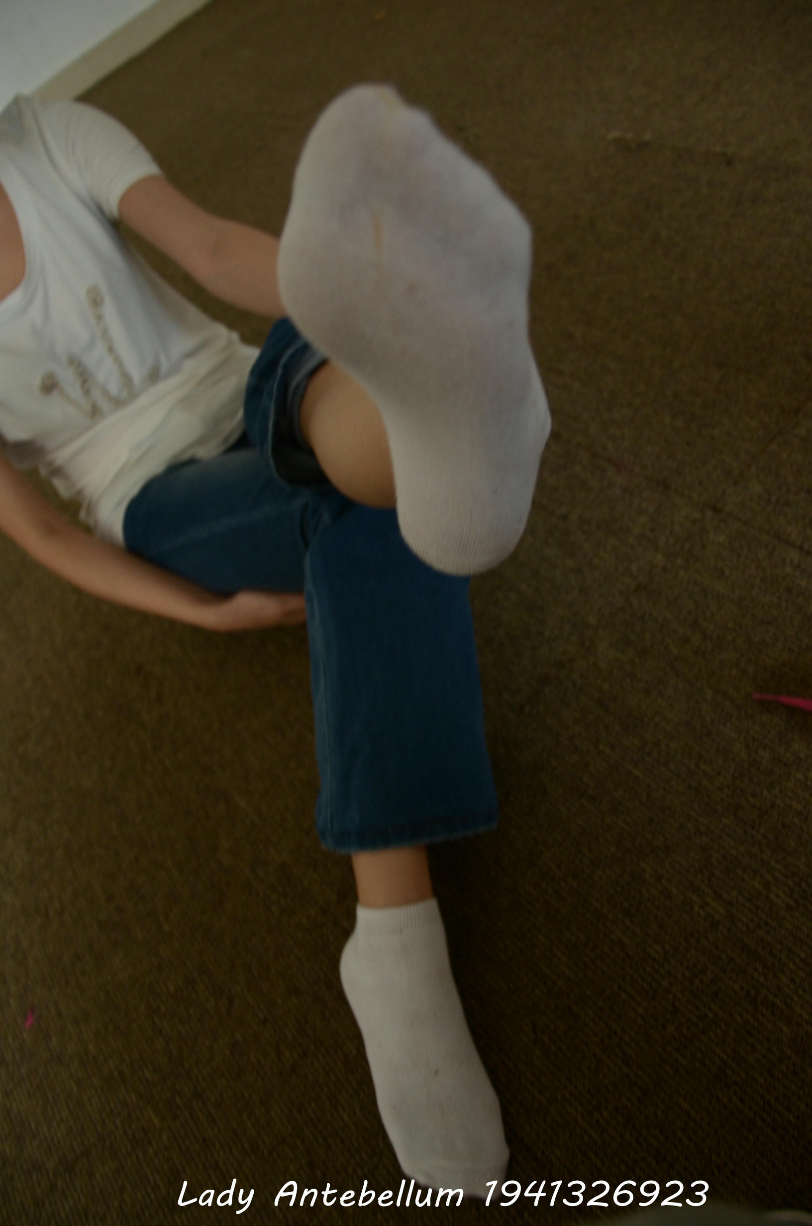 [战前女神] 恋足美腿棉袜女神级摄影套图 134 [221P+352M]_第6集