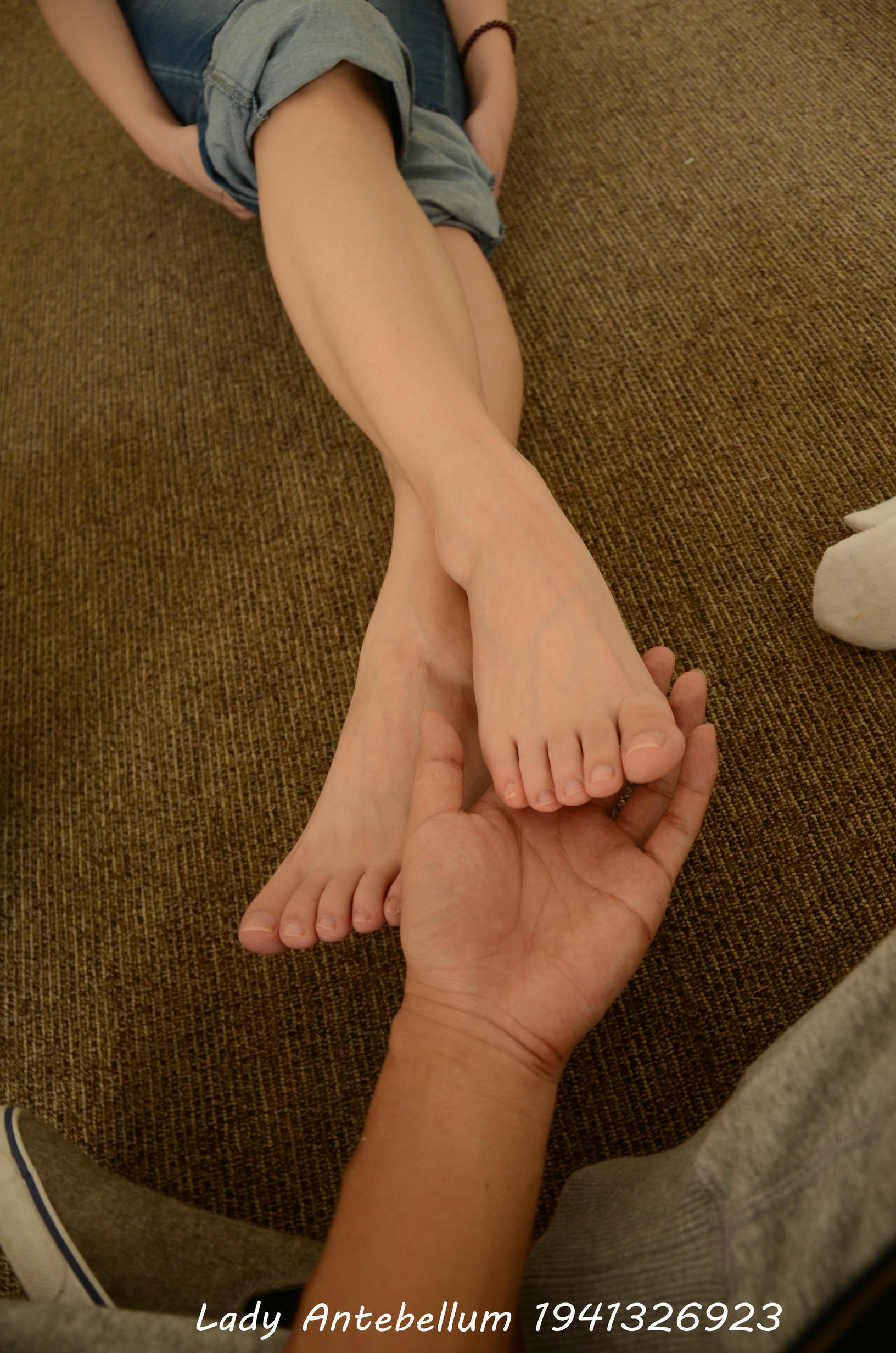 [战前女神] 恋足美腿棉袜女神级摄影套图 134 [221P+352M]_第10集