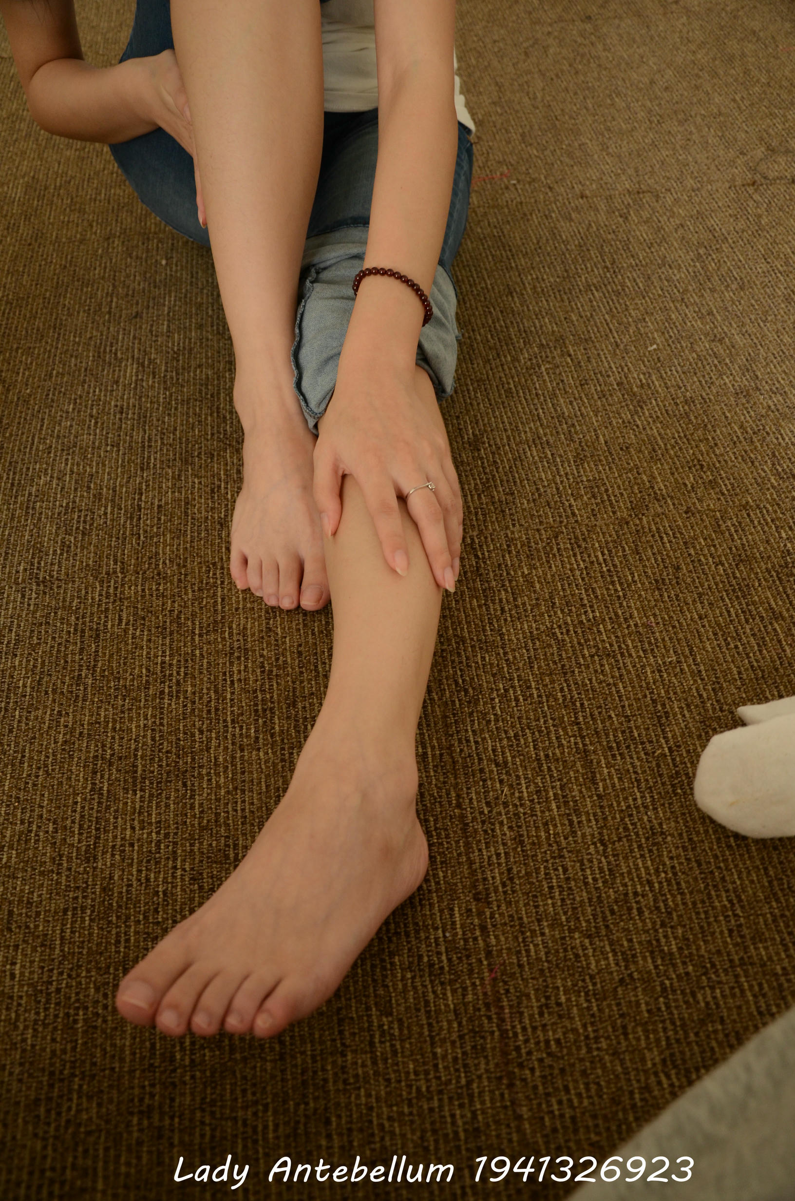 [战前女神] 恋足美腿棉袜女神级摄影套图 134 [221P+352M]_第11集