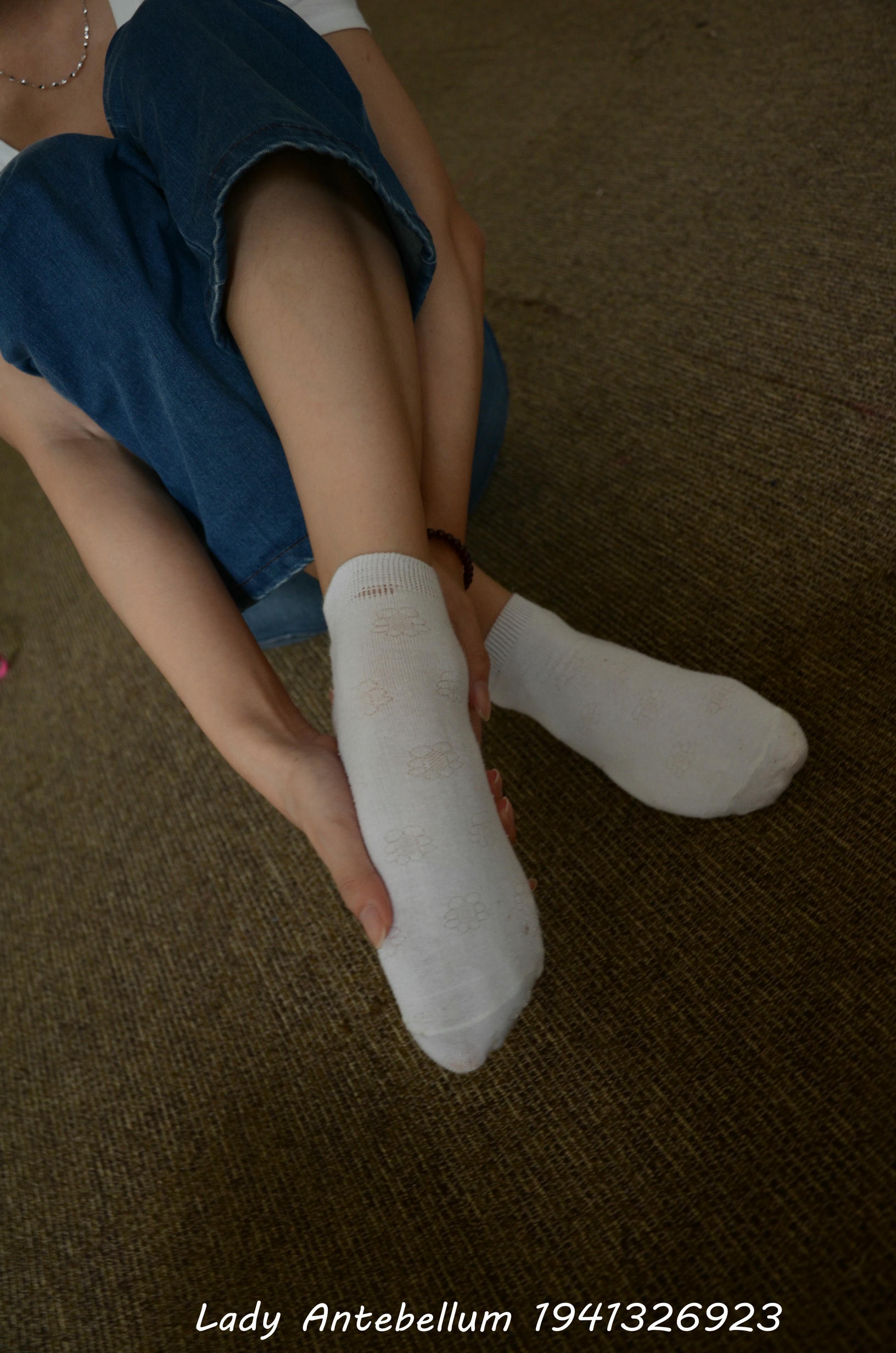 [战前女神] 恋足美腿棉袜女神级摄影套图 134 [221P+352M]_第4集