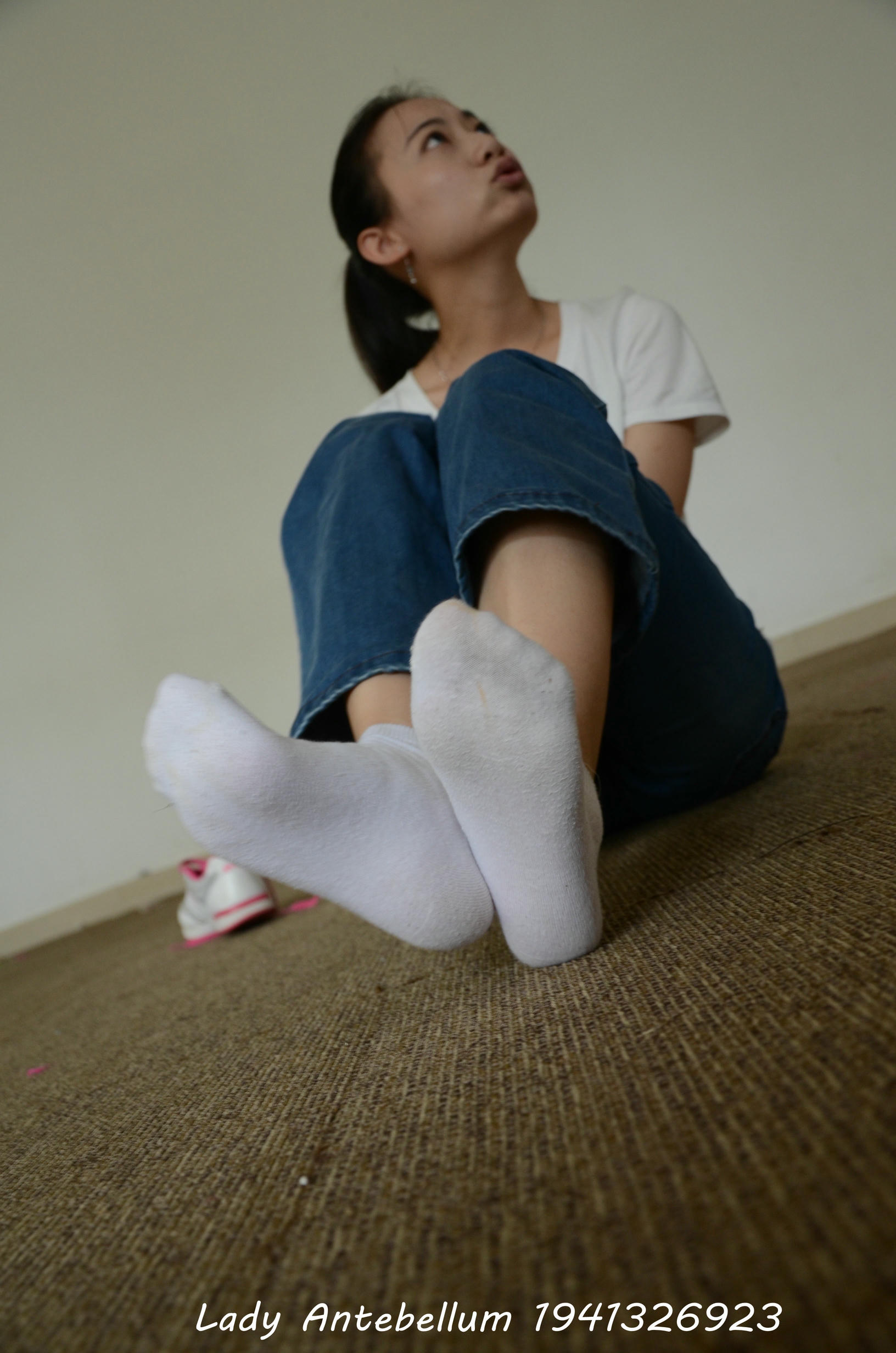 [战前女神] 恋足美腿棉袜女神级摄影套图 134 [221P+352M]_第5集