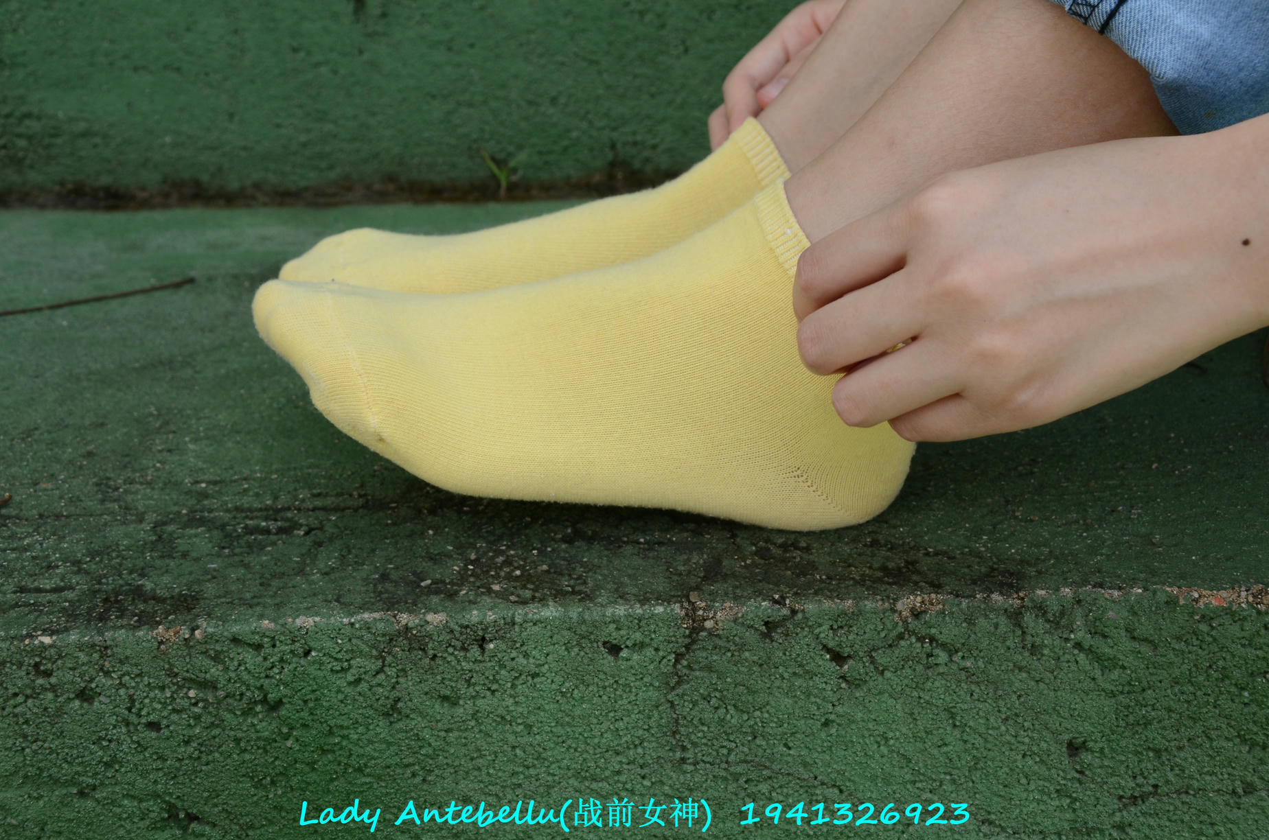 [战前女神] 恋足美腿棉袜女神级摄影套图 135 [232P+338M]_第8集