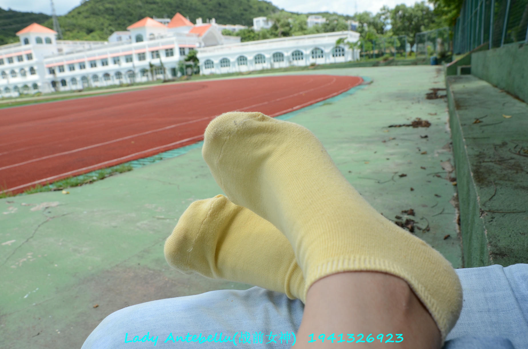 [战前女神] 恋足美腿棉袜女神级摄影套图 135 [232P+338M]_第9集