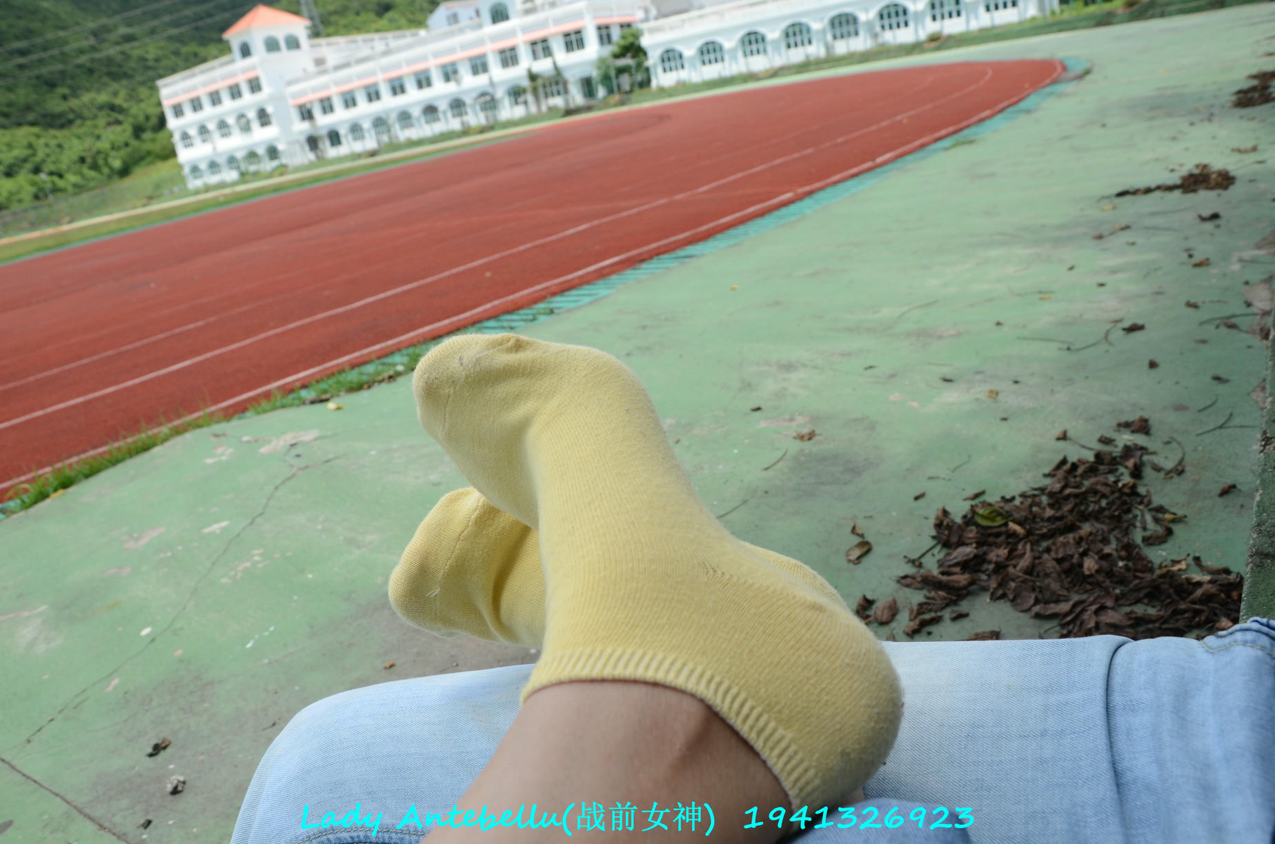 [战前女神] 恋足美腿棉袜女神级摄影套图 135 [232P+338M]_第9集