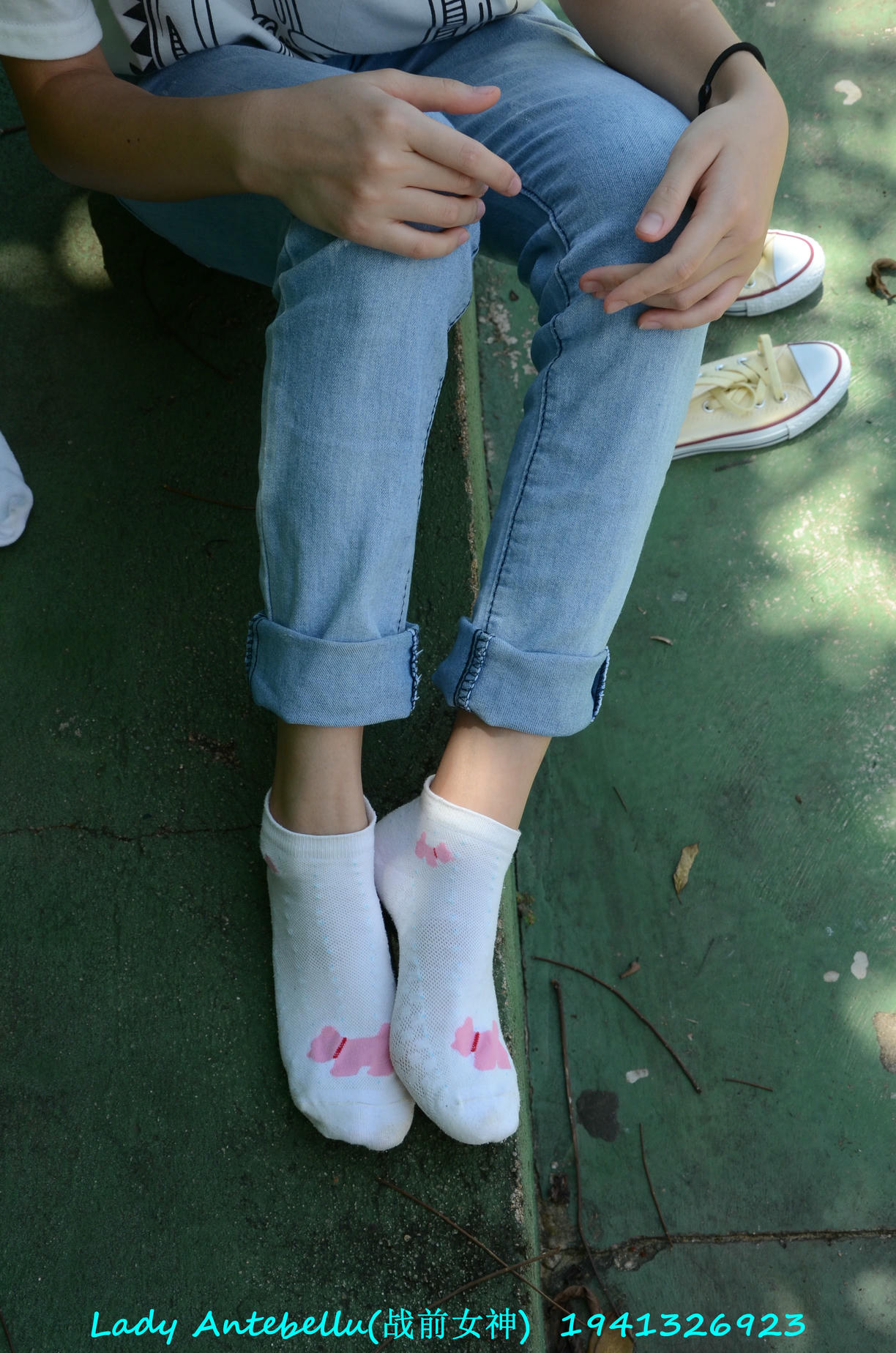 [战前女神] 恋足美腿棉袜女神级摄影套图 135 [232P+338M]_第10集