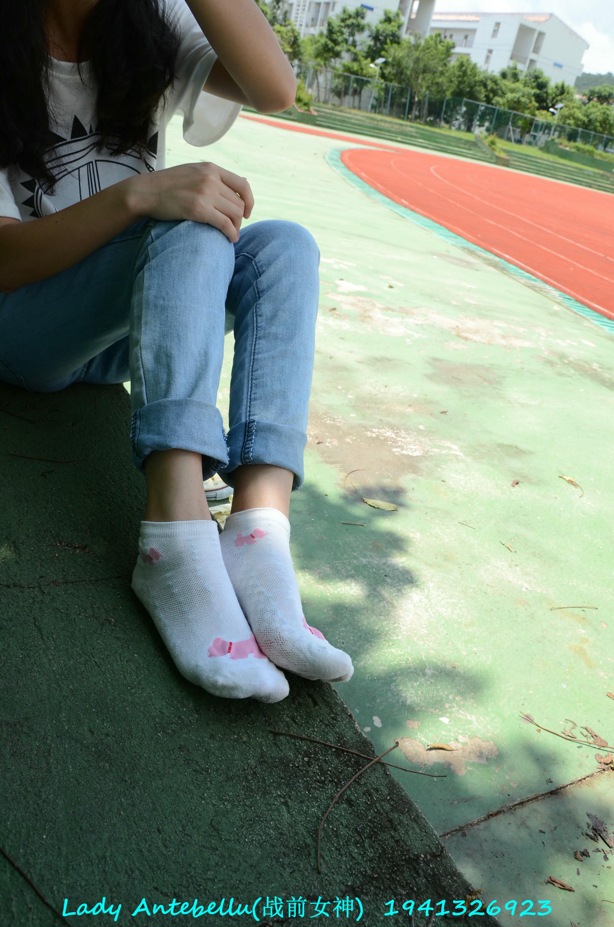 [战前女神] 恋足美腿棉袜女神级摄影套图 135 [232P+338M]_第10集