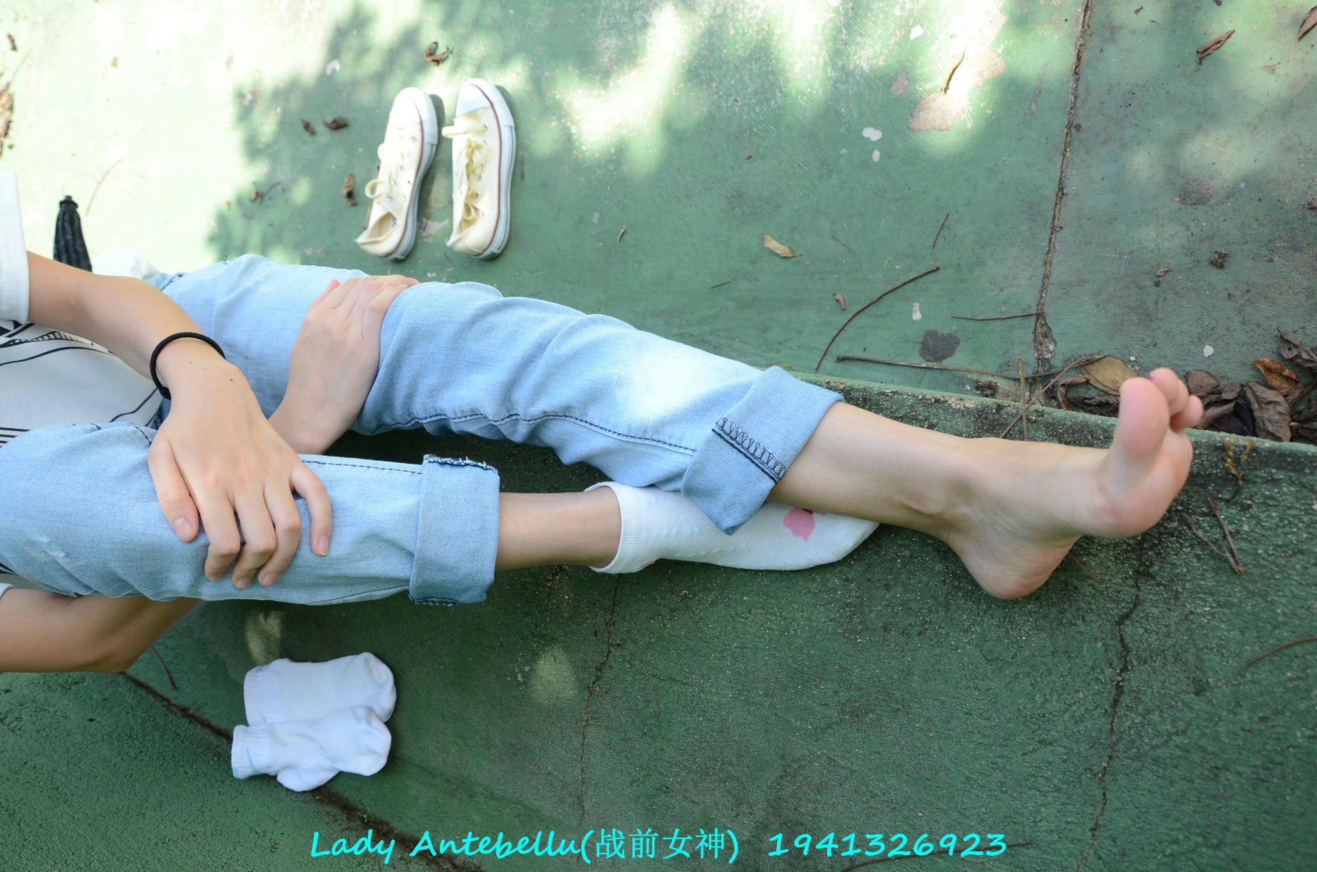 [战前女神] 恋足美腿棉袜女神级摄影套图 135 [232P+338M]_第11集