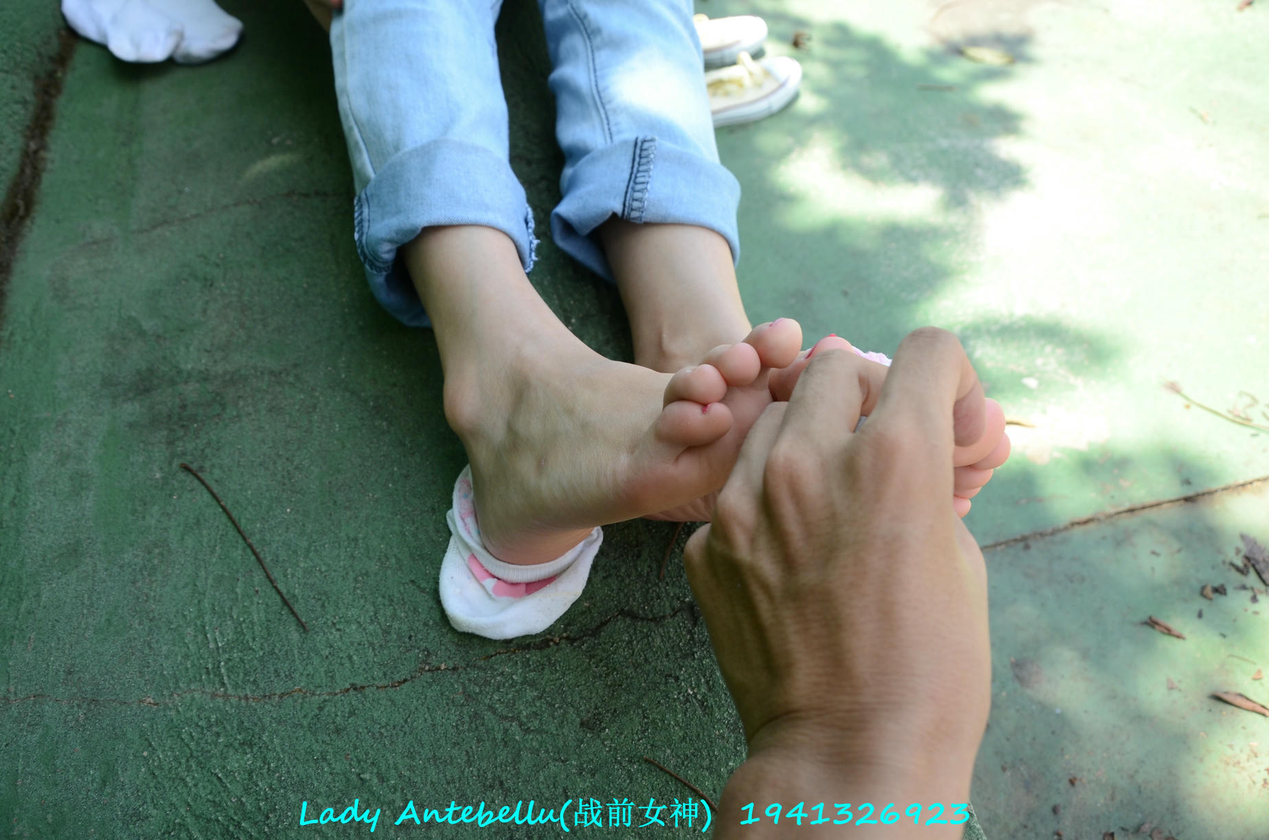 [战前女神] 恋足美腿棉袜女神级摄影套图 135 [232P+338M]_第11集