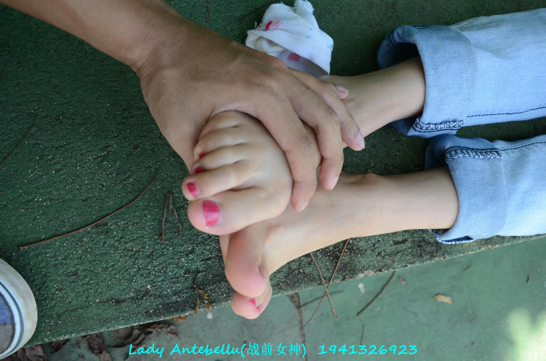 [战前女神] 恋足美腿棉袜女神级摄影套图 135 [232P+338M]_第12集