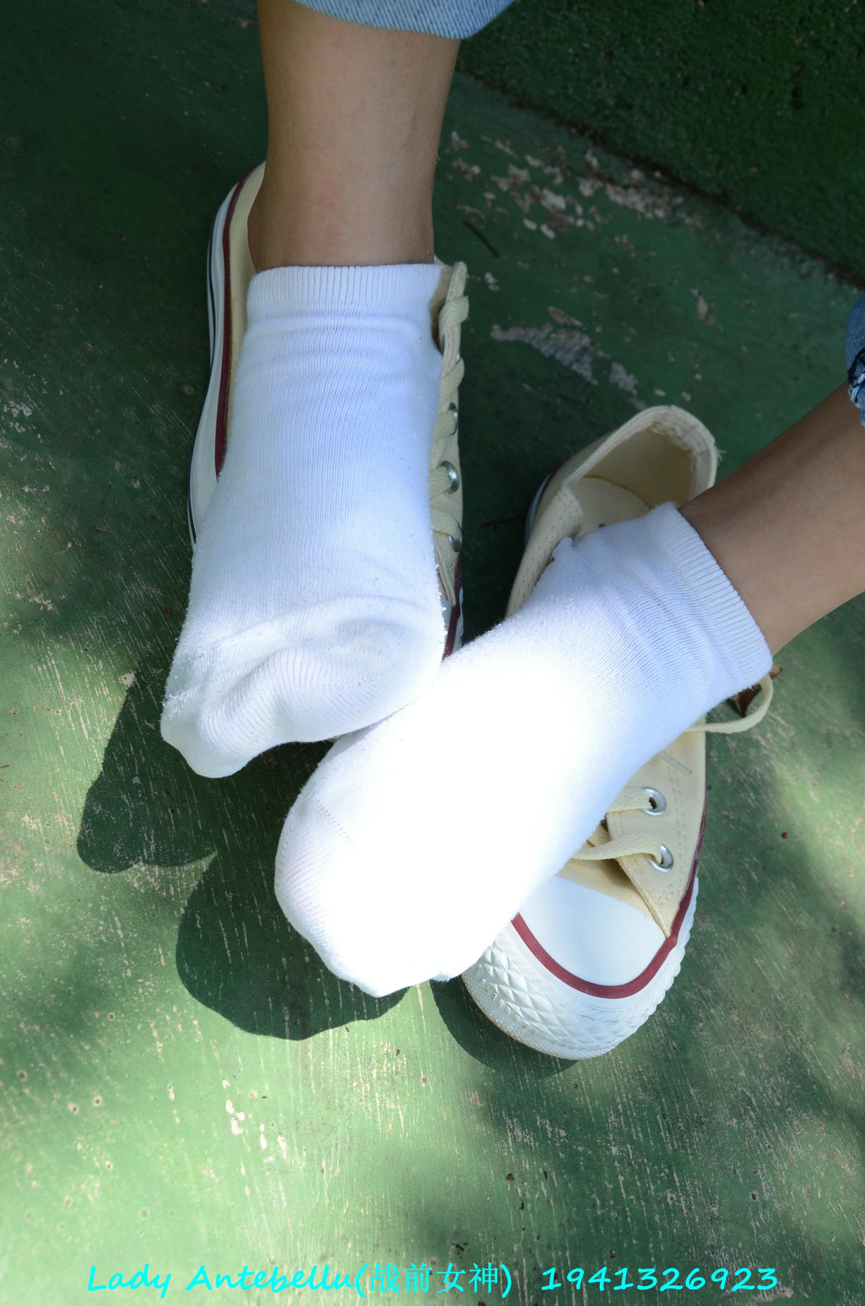 [战前女神] 恋足美腿棉袜女神级摄影套图 135 [232P+338M]_第3集