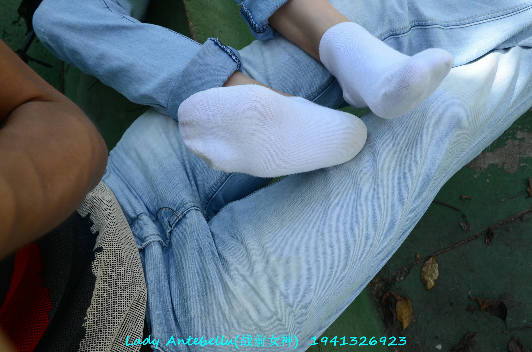 [战前女神] 恋足美腿棉袜女神级摄影套图 135 [232P+338M]_第3集