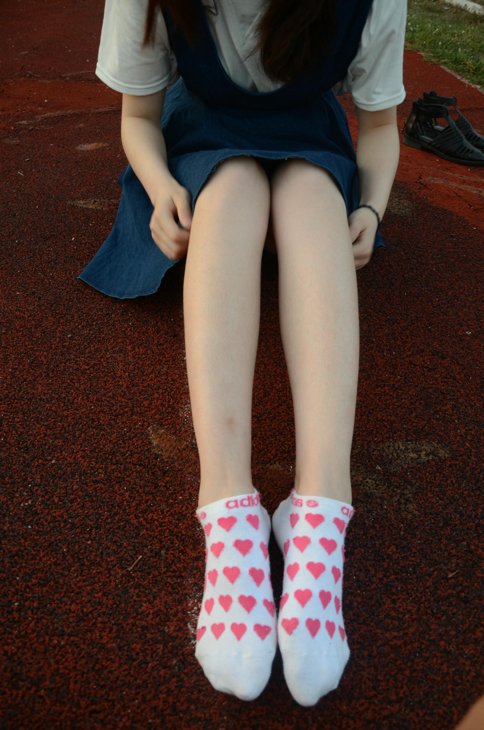 [战前女神] 恋足美腿棉袜女神级摄影套图 138 [115P+274M]_第6集