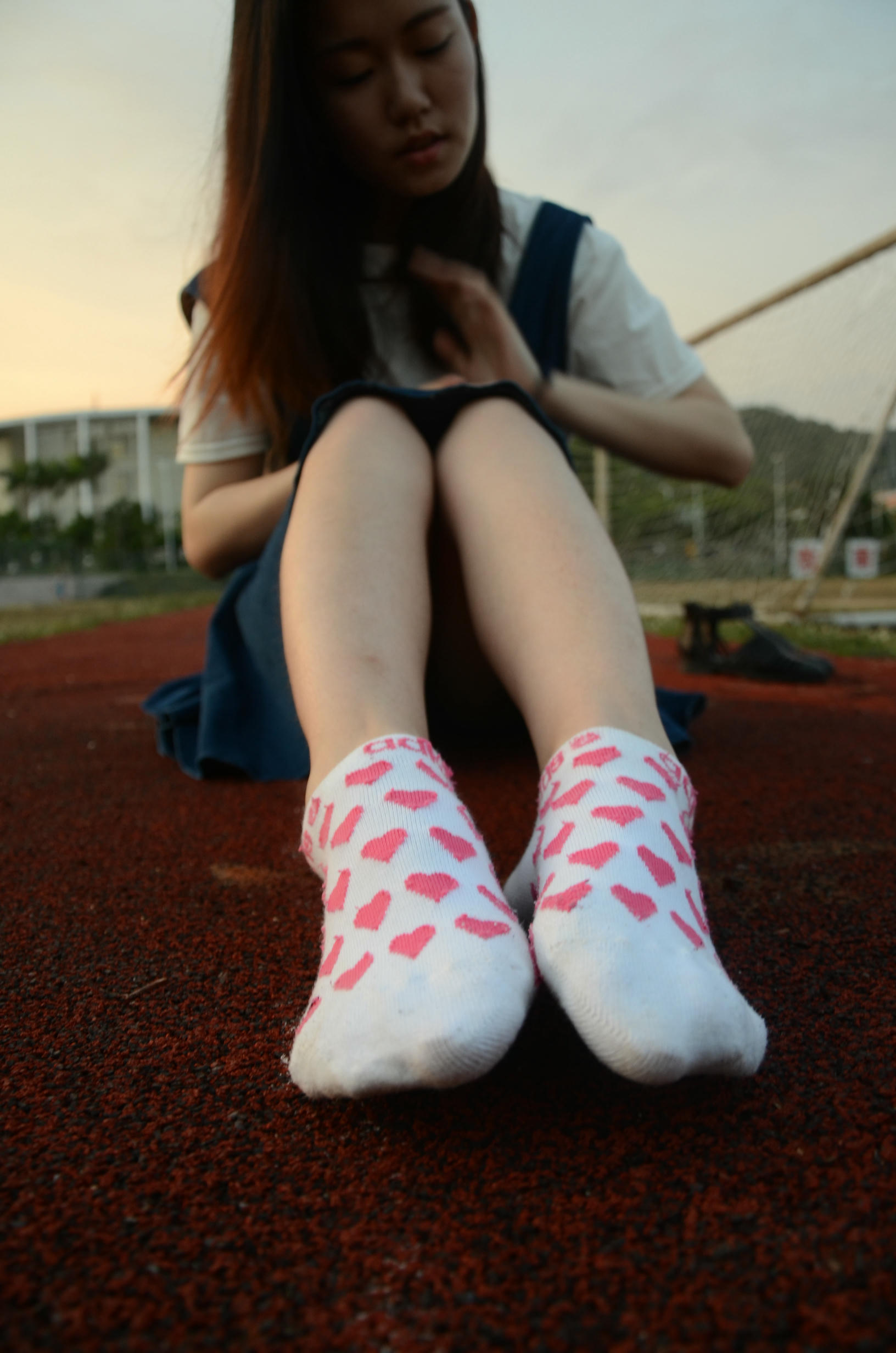 [战前女神] 恋足美腿棉袜女神级摄影套图 138 [115P+274M]_第6集