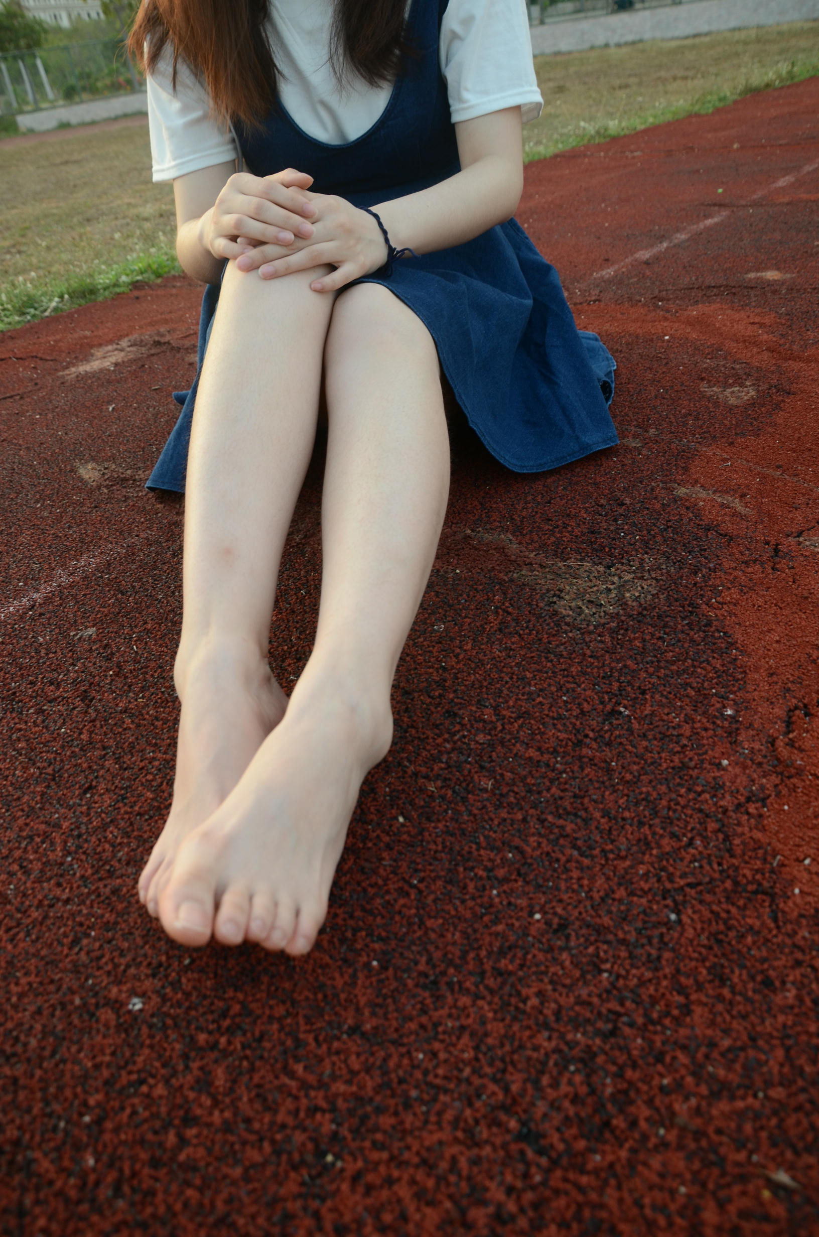 [战前女神] 恋足美腿棉袜女神级摄影套图 138 [115P+274M]_第2集