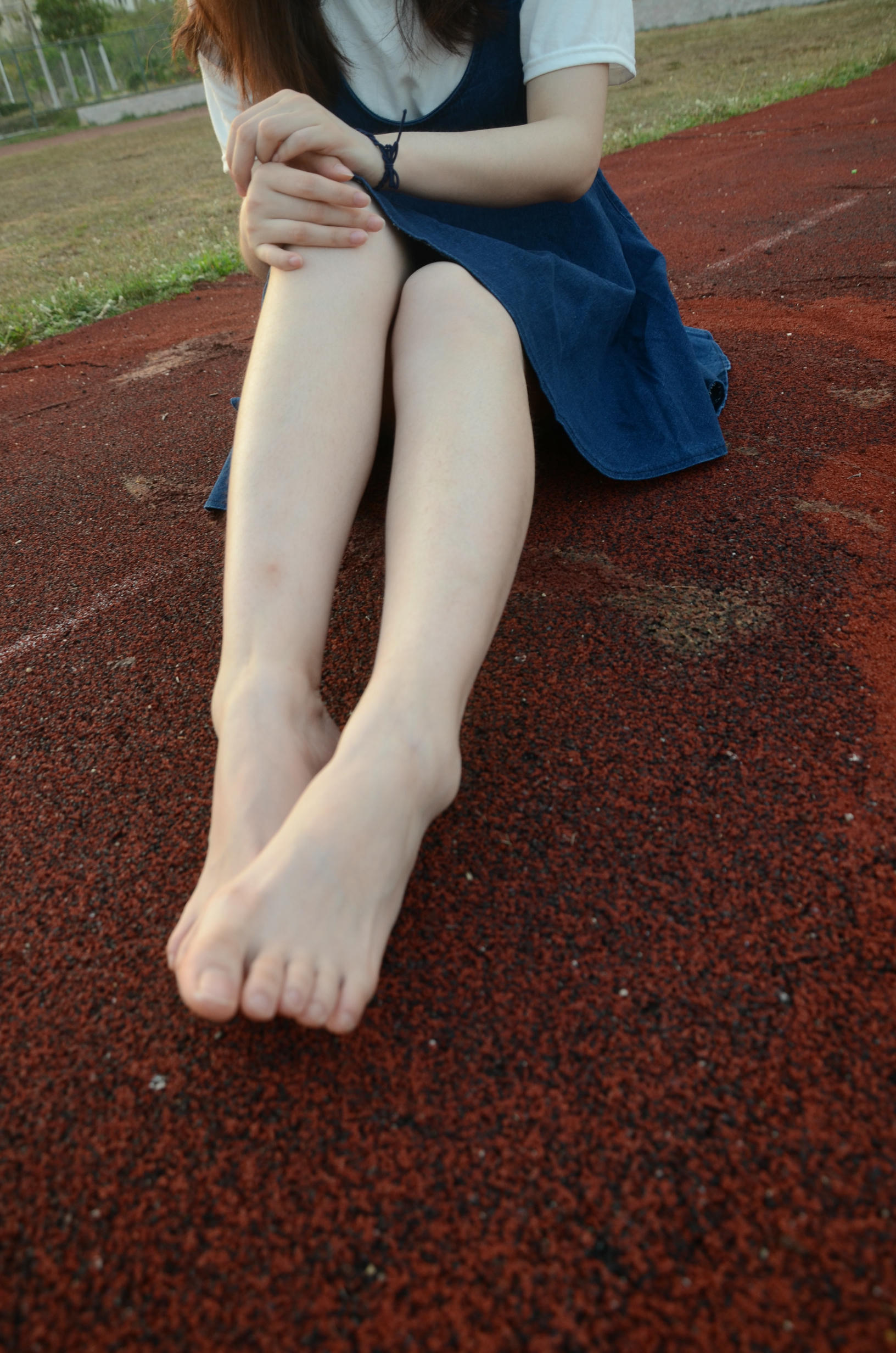 [战前女神] 恋足美腿棉袜女神级摄影套图 138 [115P+274M]_第2集