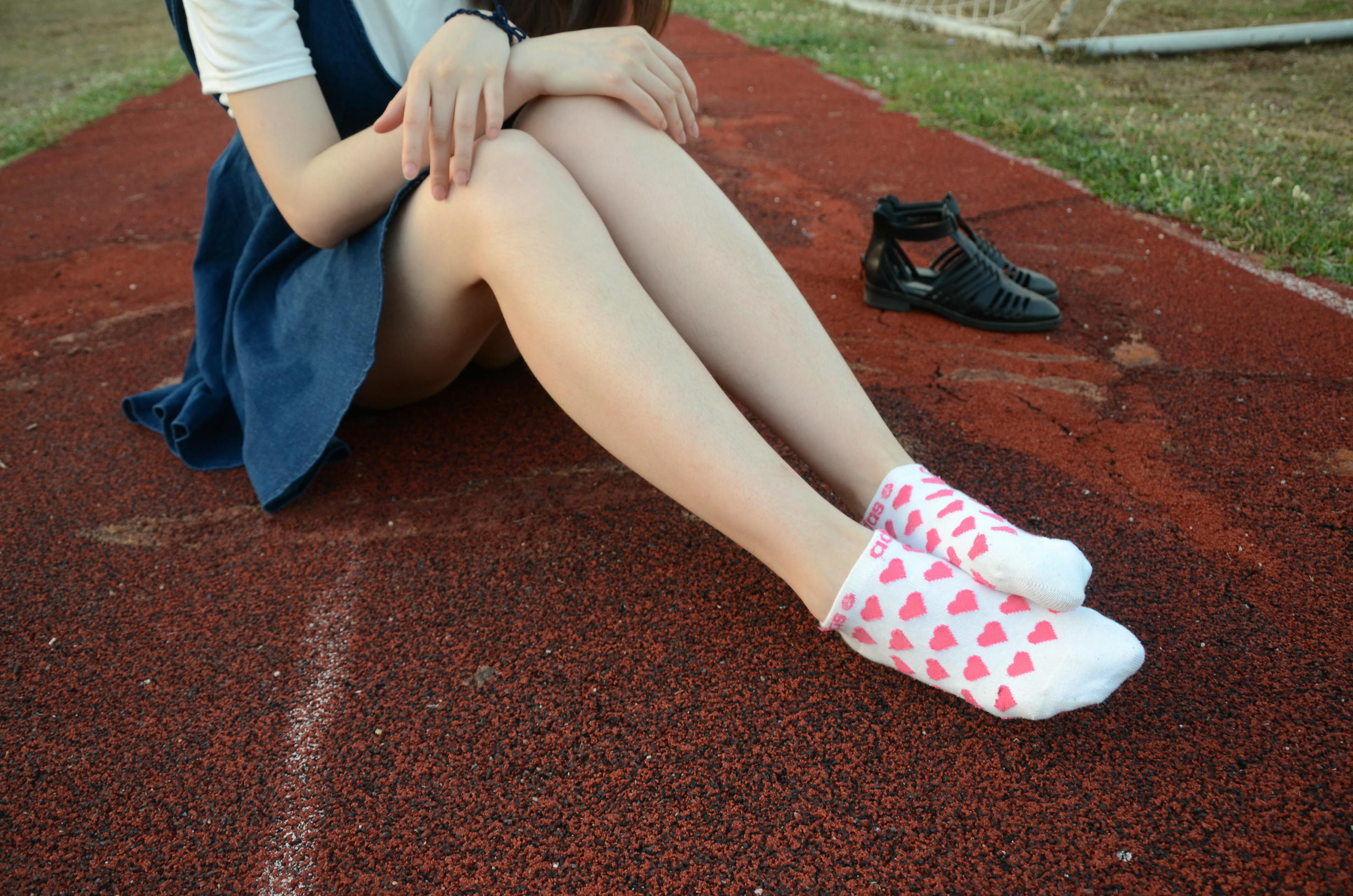 [战前女神] 恋足美腿棉袜女神级摄影套图 138 [115P+274M]_第4集