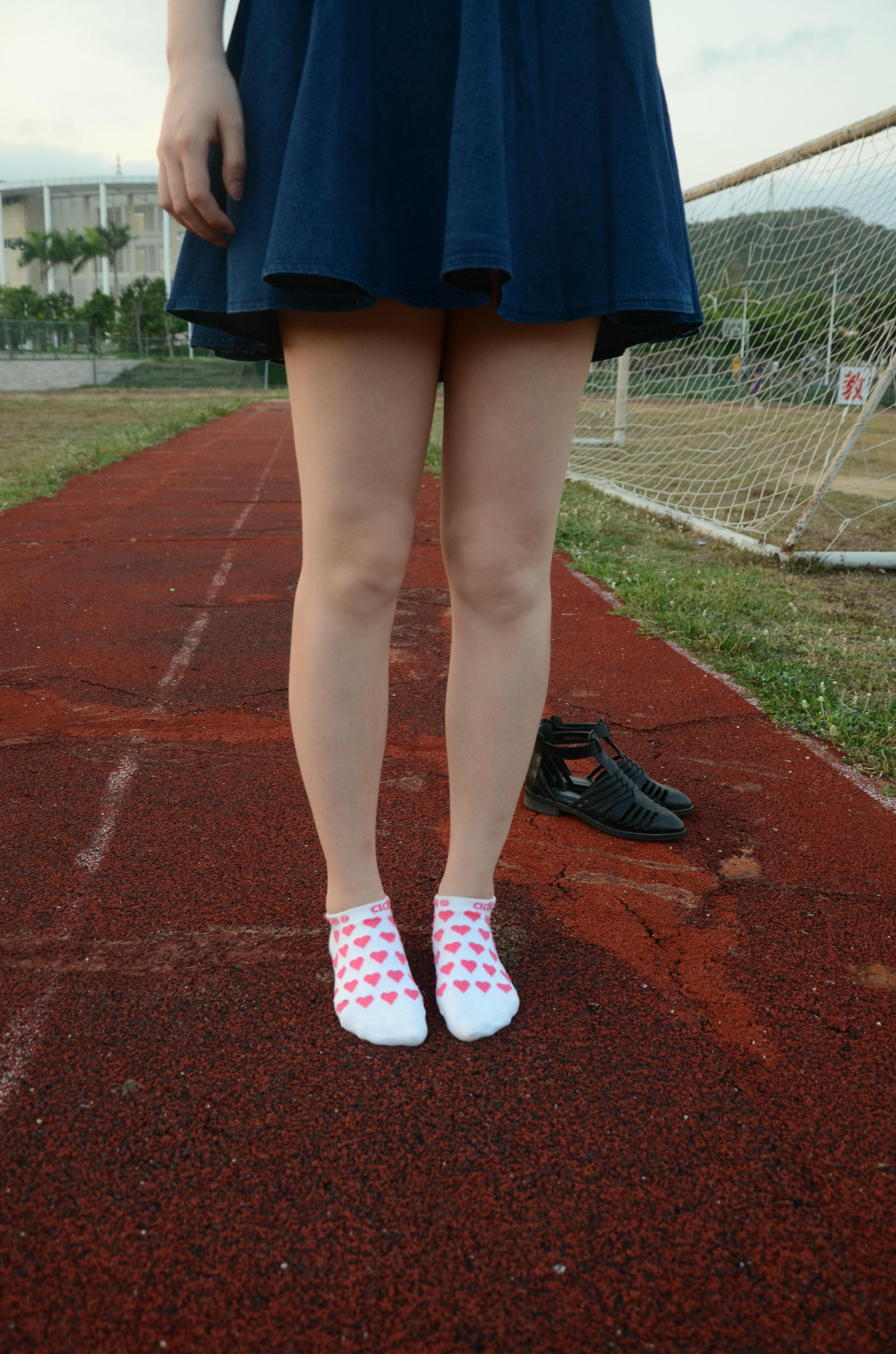 [战前女神] 恋足美腿棉袜女神级摄影套图 138 [115P+274M]_第4集