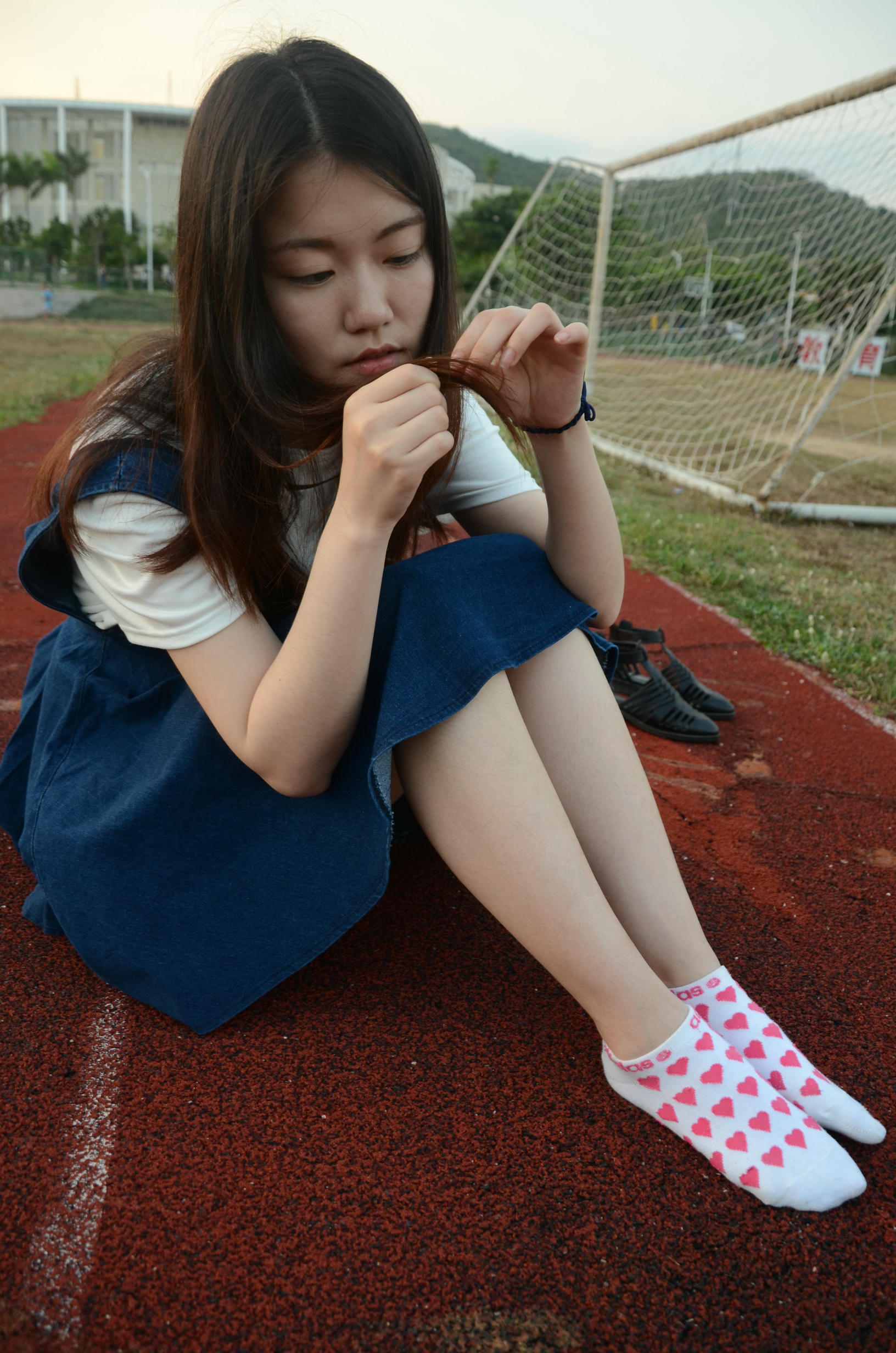 [战前女神] 恋足美腿棉袜女神级摄影套图 138 [115P+274M]_第5集