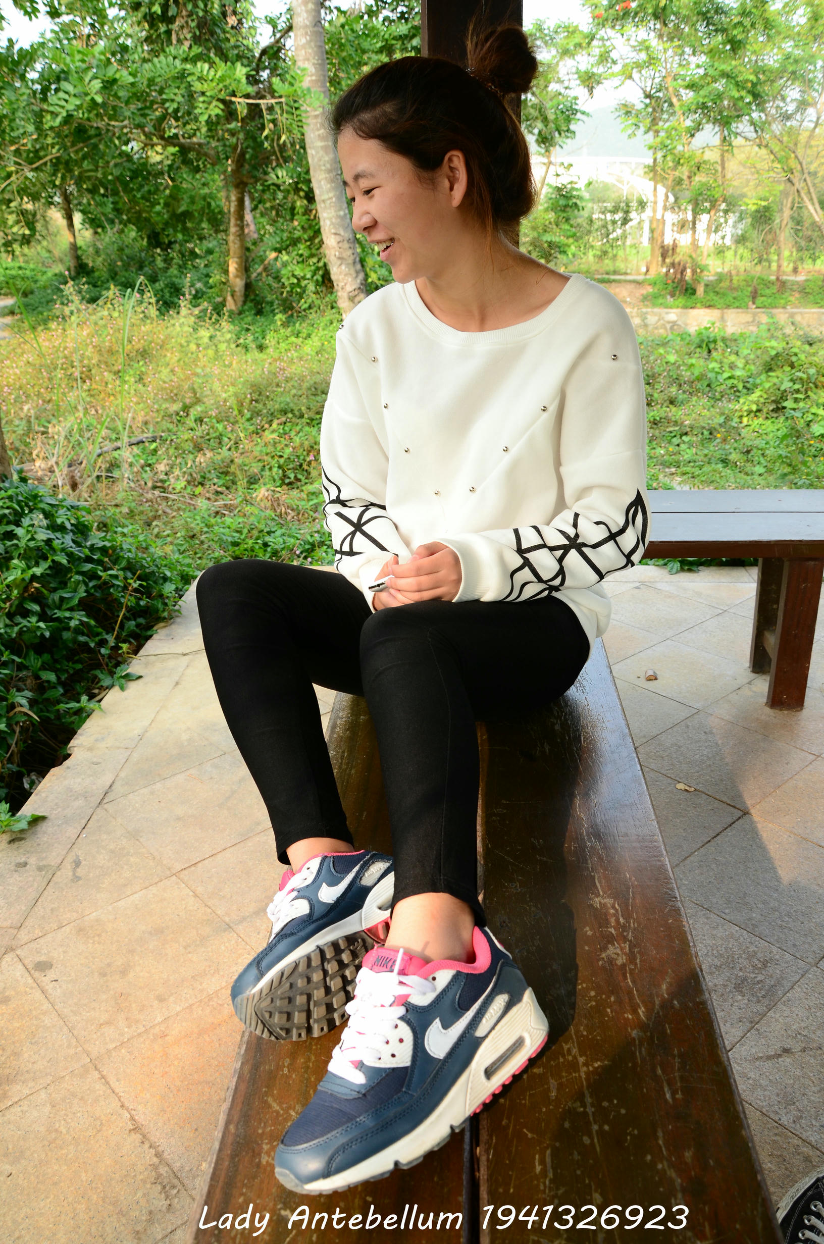 [战前女神] 恋足美腿棉袜女神级摄影套图 014 [80P-125MB]_第2集